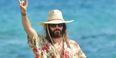 Jared Leto a pointé le bout de sa barbe sur le sable d'une plage varoise