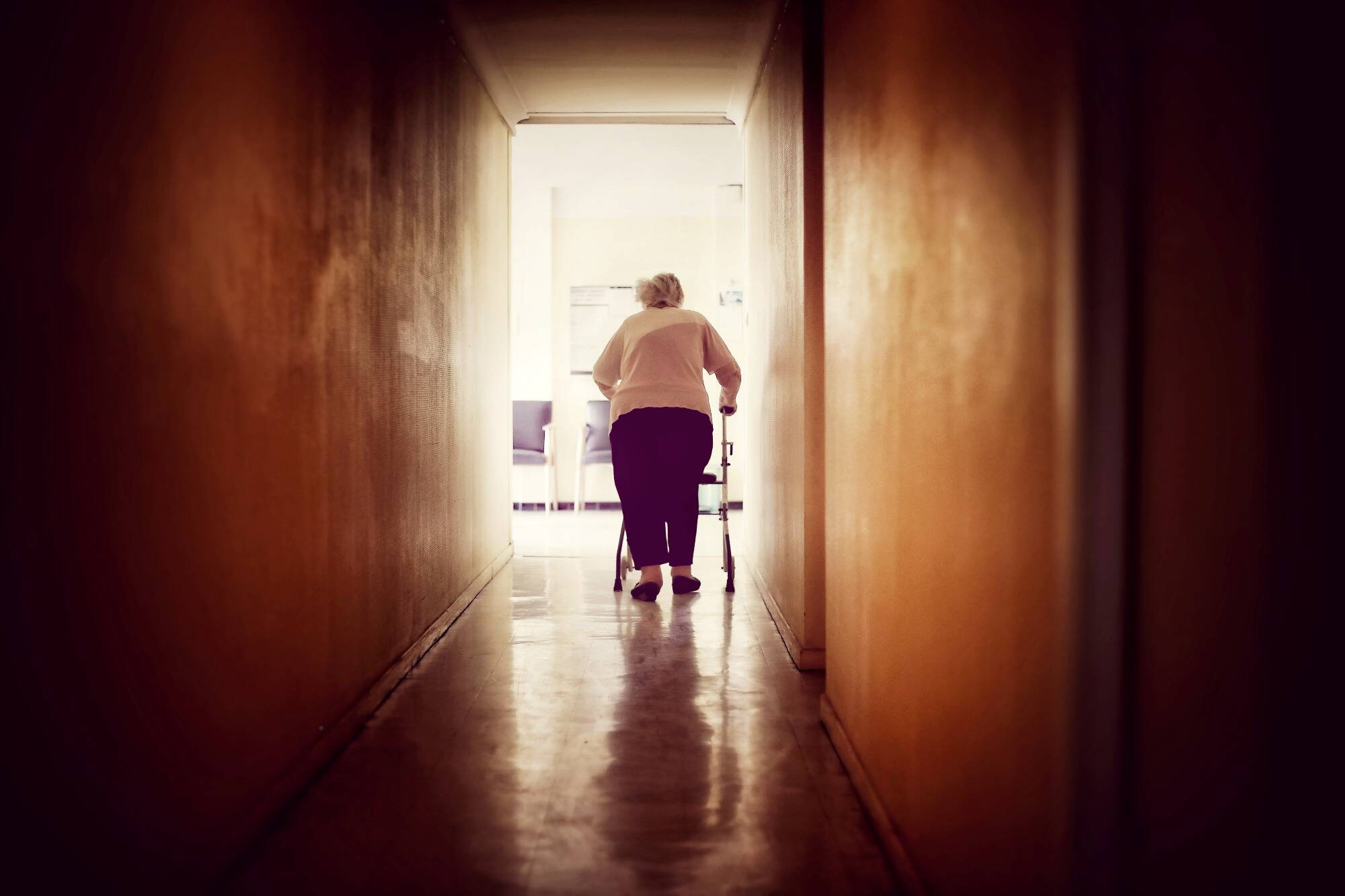 Soins palliatifs et aide à mourir: ce que contiennent les deux propositions de loi sur la fin de vie en France