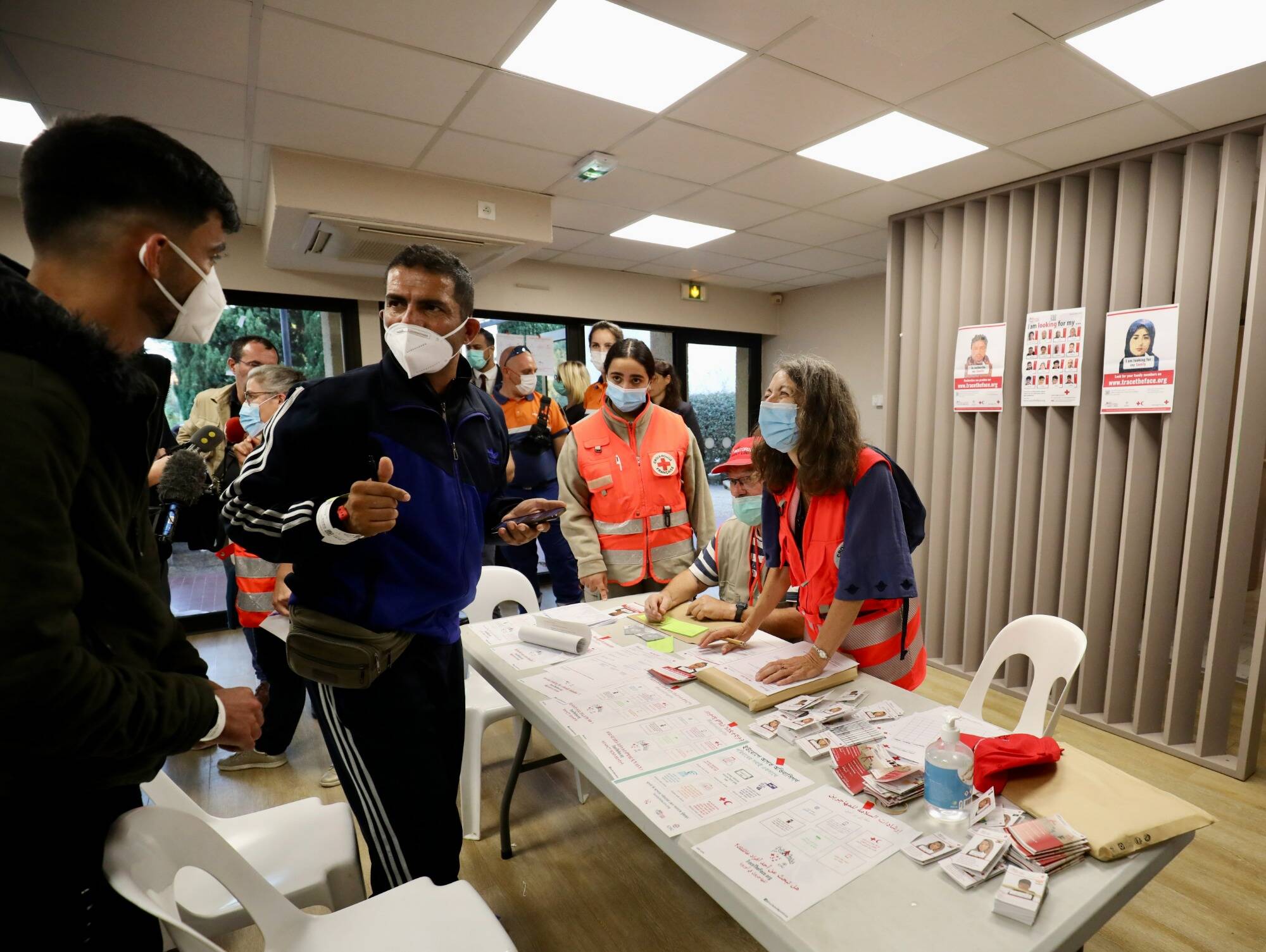 Ocean Viking: quand Emmanuel Macron pensait ouvrir un "hot spot" à Toulon pour résoudre le problème des migrants