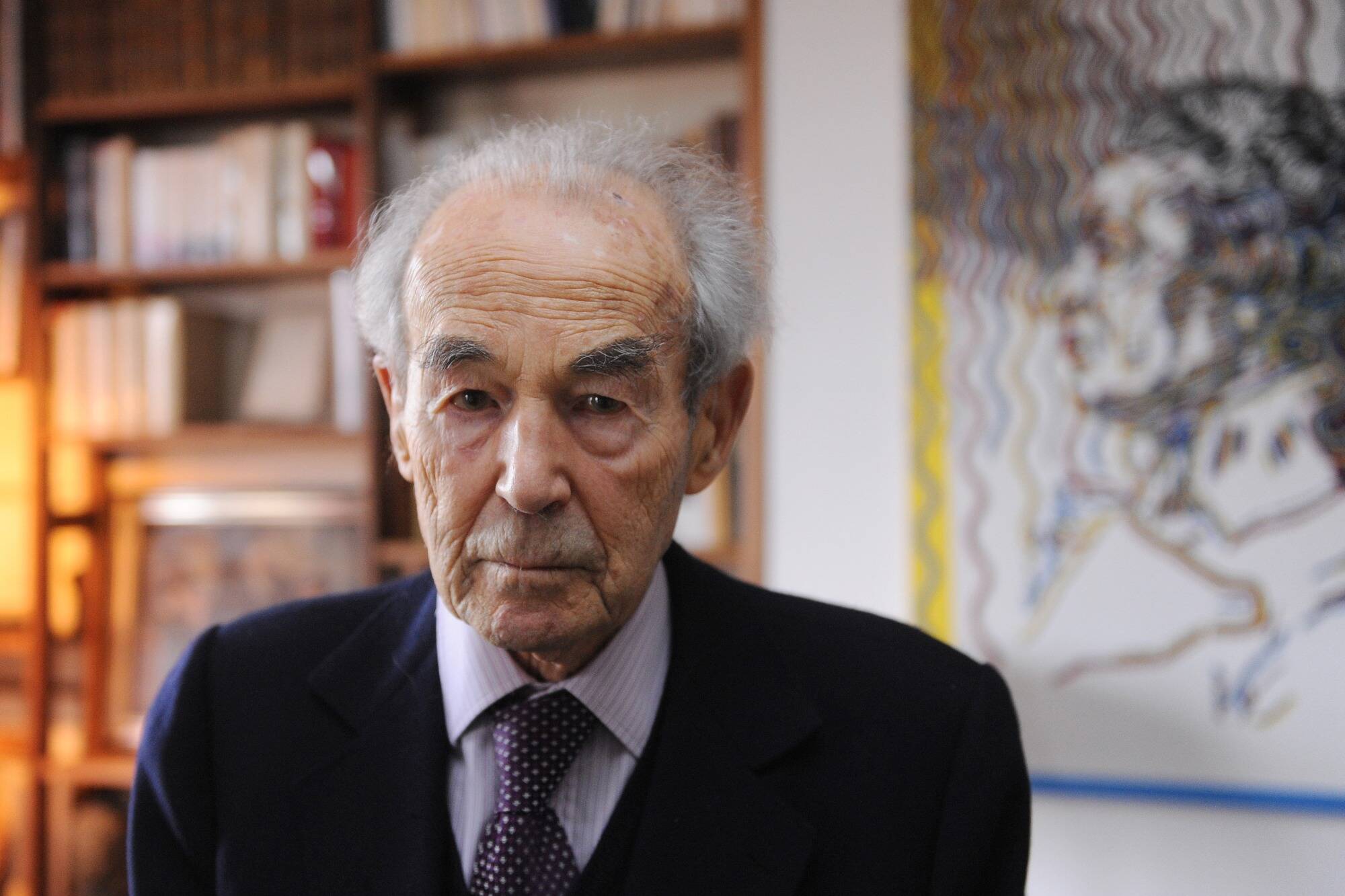 Robert Badinter, ancien ministre de la Justice et artisan de l'abolition de la peine de mort, est mort à l'âge de 95 ans