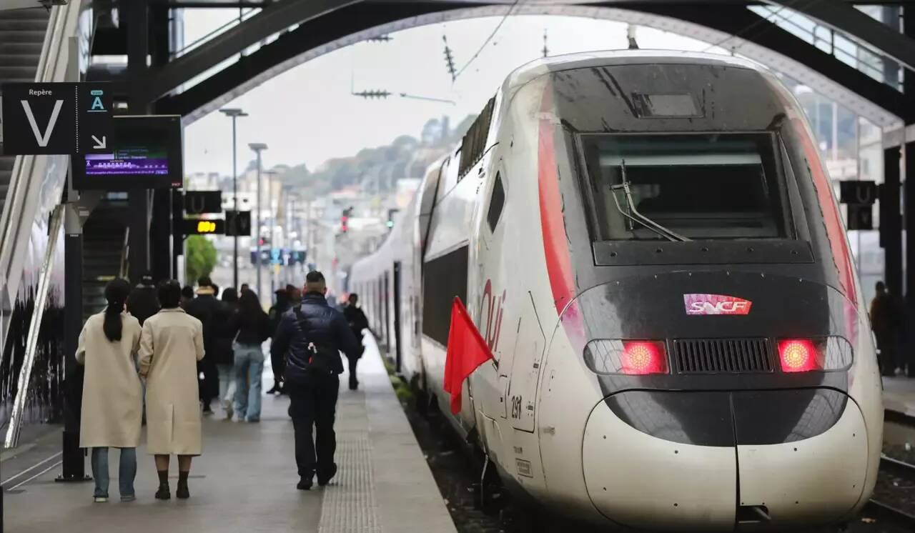Un voleur meurt percuté par un TGV en tentant de voler un sac sur le quai d'une gare