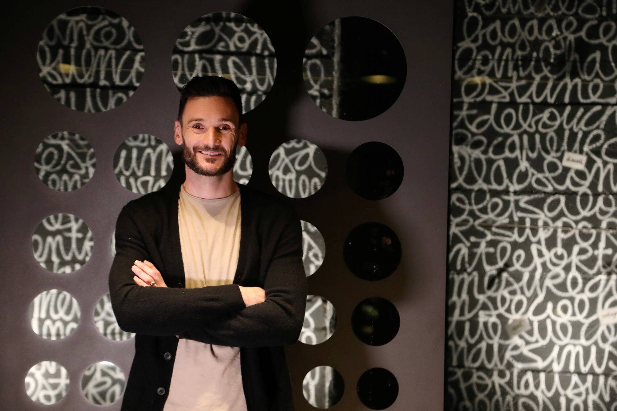 "Je sais que ça va me manquer", le Niçois Hugo Lloris met un terme à sa carrière en équipe de France