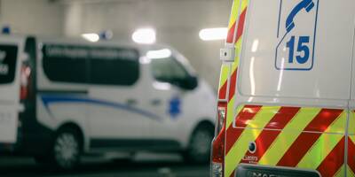 Le jeune motard atterrit sur le toit d'une ambulance devant l'hôpital psychiatrique à Nice