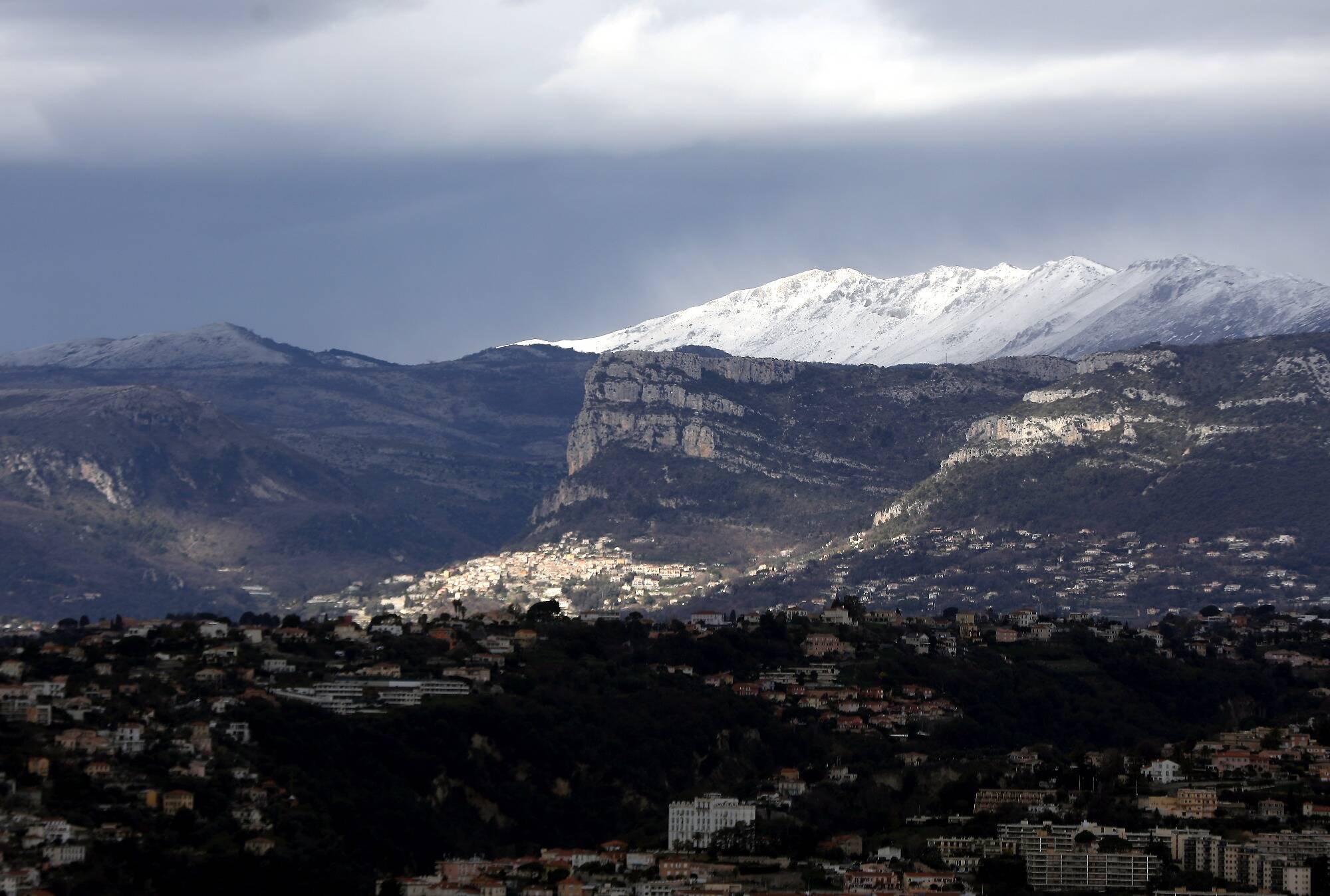Vous avez froid? Une nouvelle "masse d'air polaire" va faire baisser les températures en France