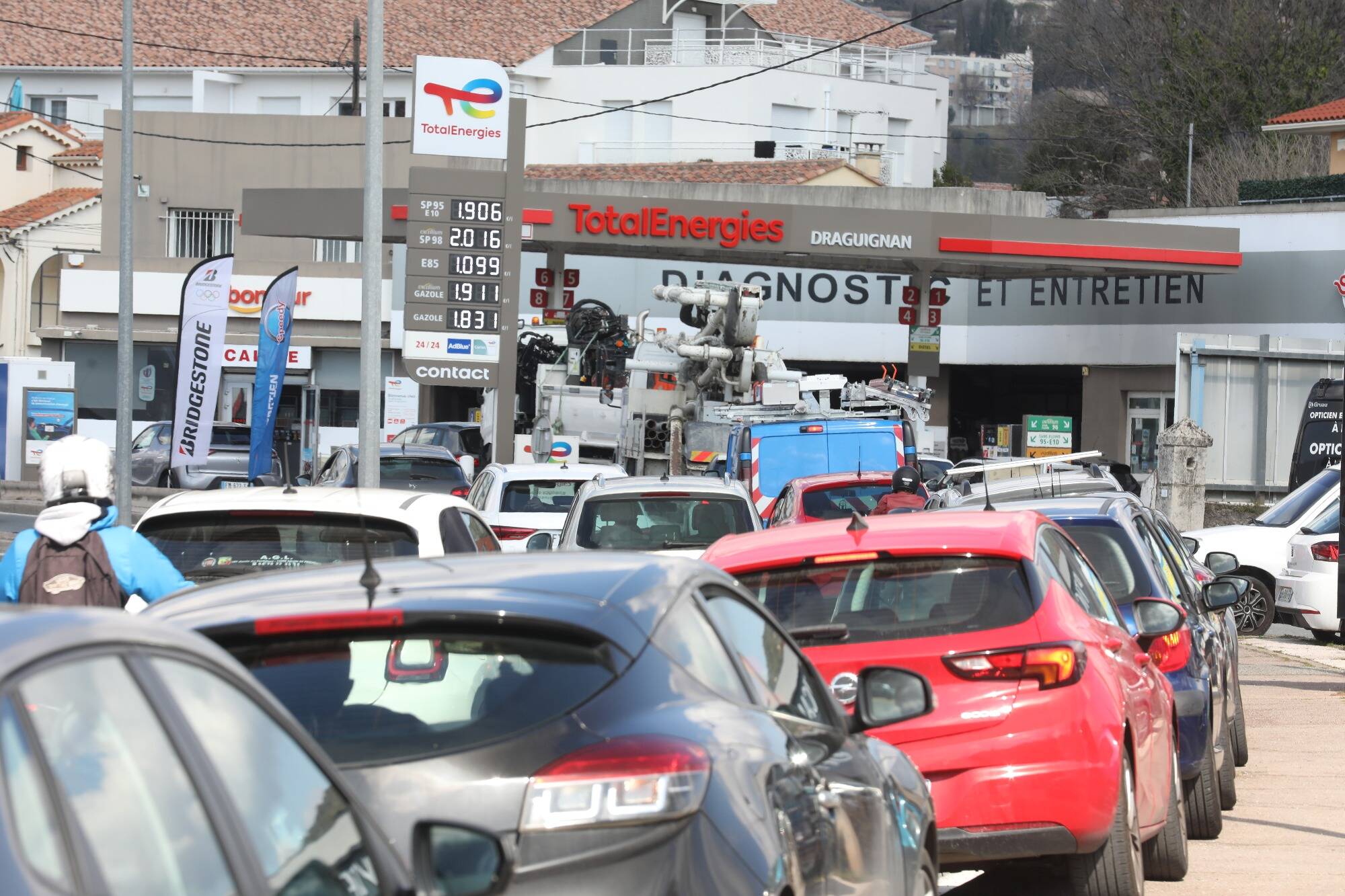Pénurie de carburant: voici les stations-service en rupture partielle et totale dans les Alpes-Maritimes