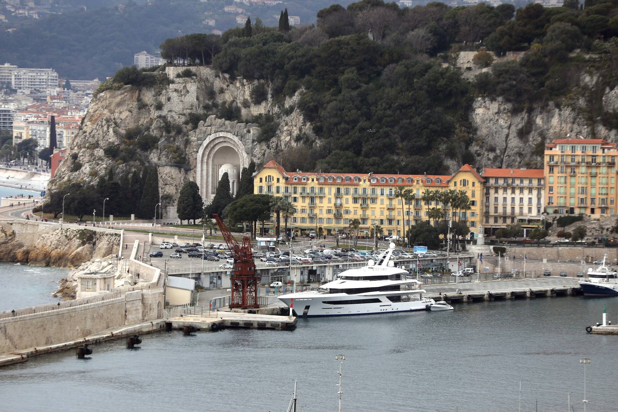 Palais des congrès au port de Nice: pour ou contre? Ce que vous en pensez