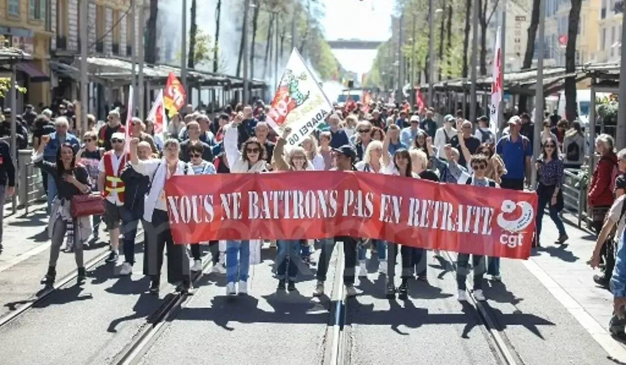 Réforme des retraites: Emmanuel Macron promulgue la loi, 150 gardes à vue à Paris, syndicats et opposants politiques appellent à "continuer la lutte"... Suivez en direct toutes les réactions
