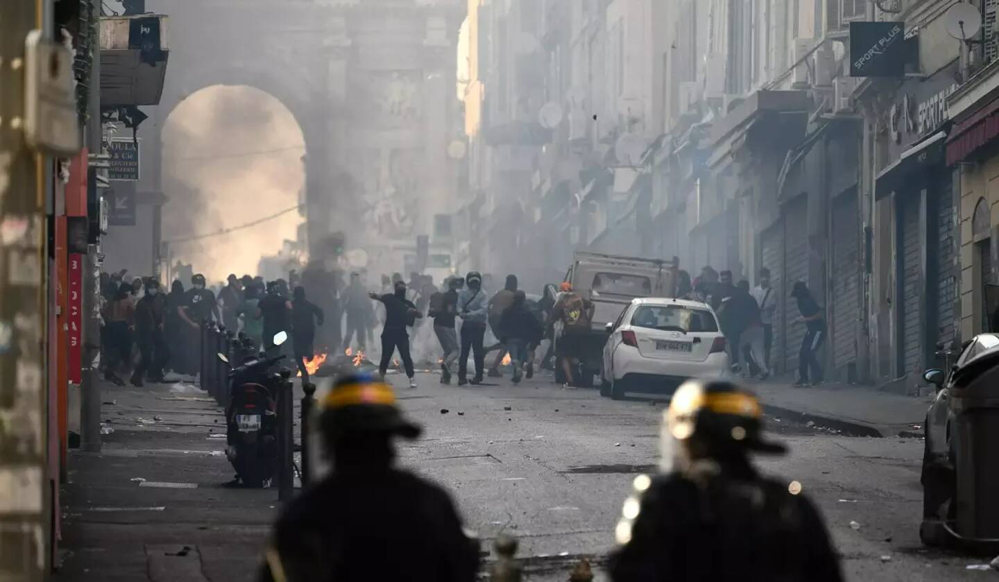 Elisabeth Borne présentera jeudi à Paris les réponses, surtout régaliennes, du gouvernement aux émeutes qui ont secoué la France en début d'été après la mort du jeune Nahel, tué par un policier, a annoncé Matignon.