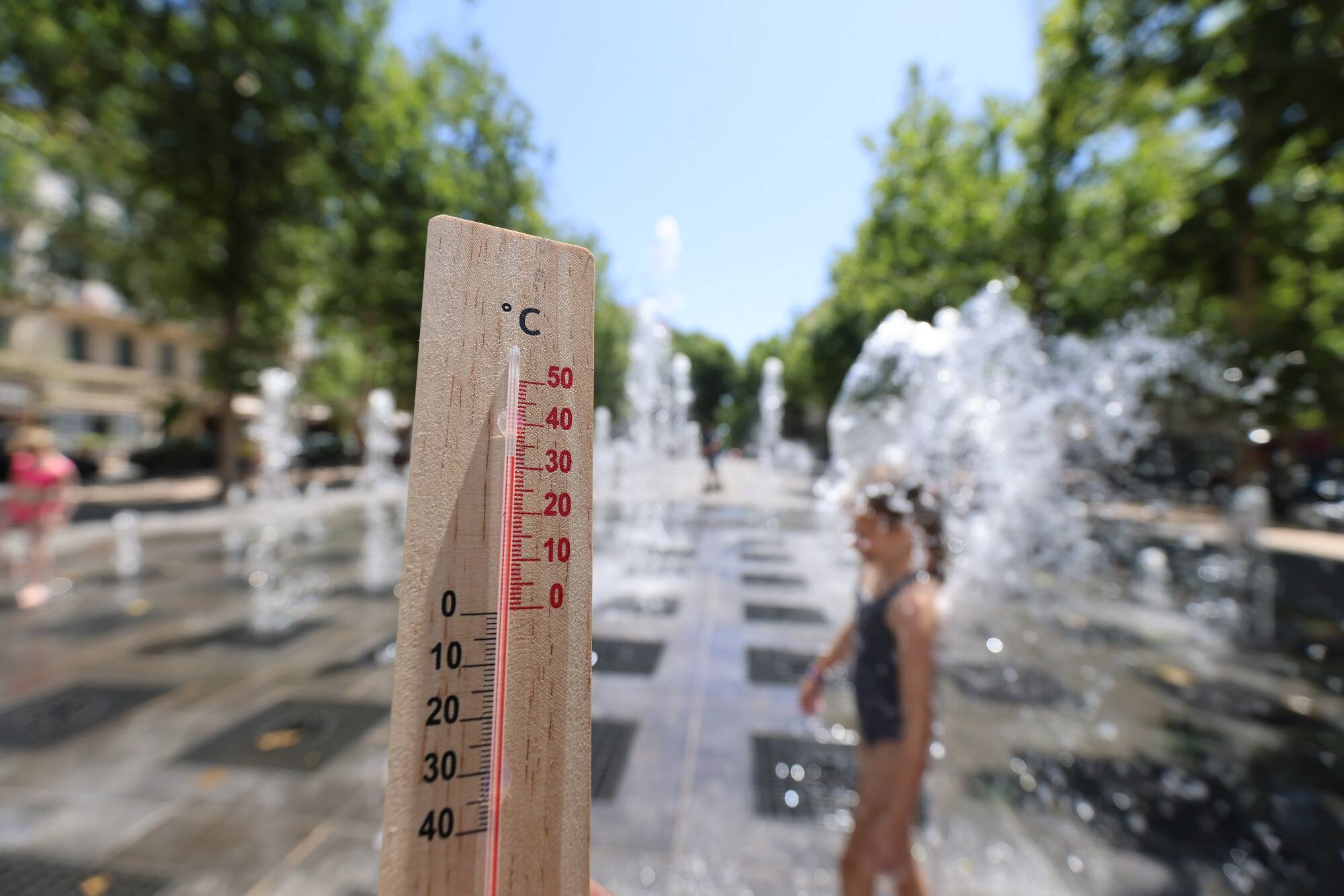 Est-ce normal de ne pas avoir encore dépassé les 30°C dans le Var et les Alpes-Maritimes?