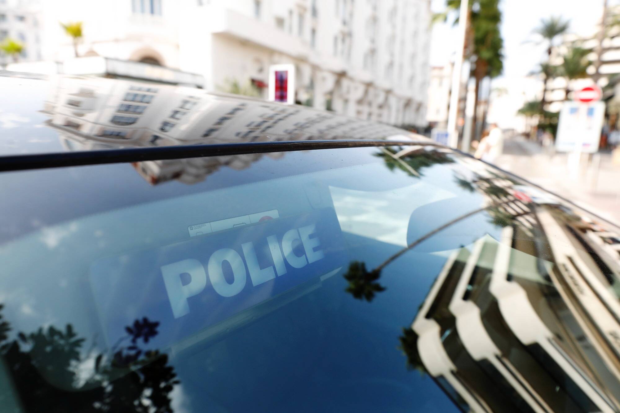 Rixe dans le Carré d'or dans la nuit de jeudi à vendredi: un homme interpellé après avoir asséné un coup de tête à un policier