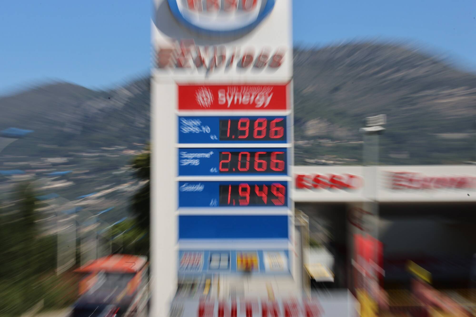 Carburants: le gouvernement annonce "près de 120.000 opérations" à prix coûtant "dans 4.000 stations" jusqu'à la fin de l'année