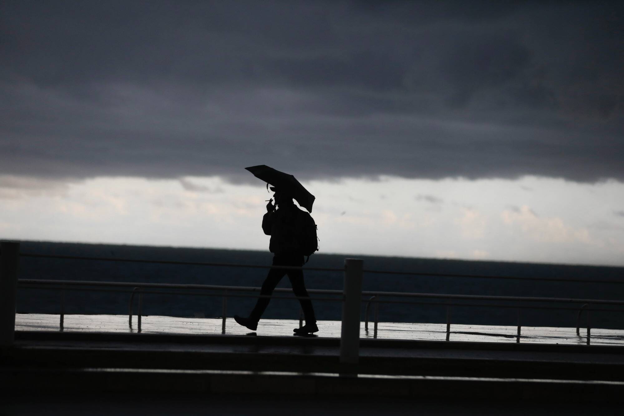 Vigilance orange pluie et inondations dans les Alpes-Maritimes: les établissements scolaires fermés... Suivez la situation en direct