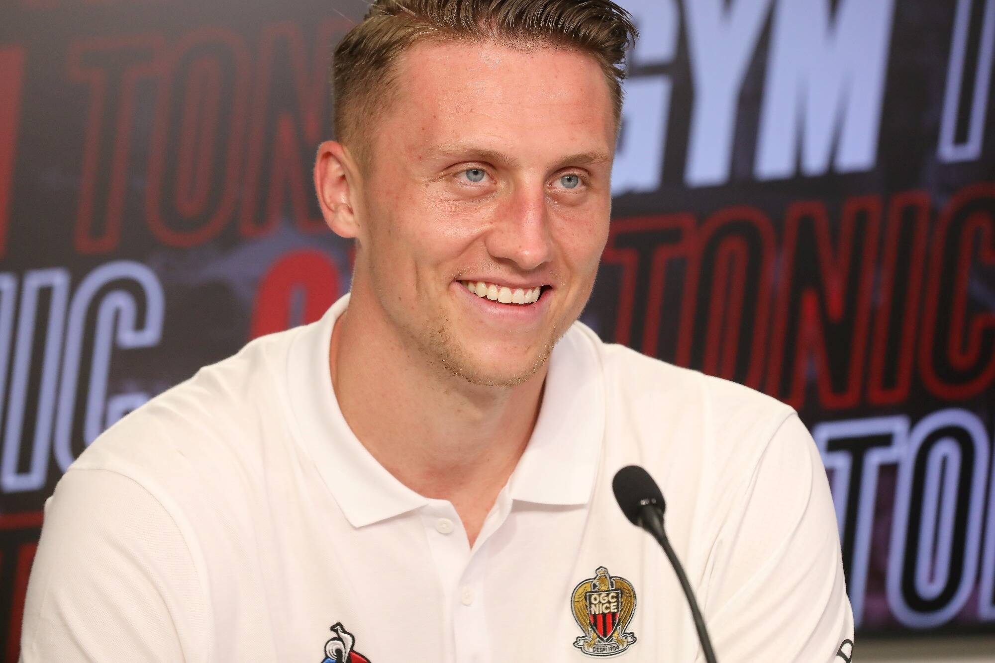 OGC Nice: Marcin Bulka s'est engagé avec le club saoudien de Neom