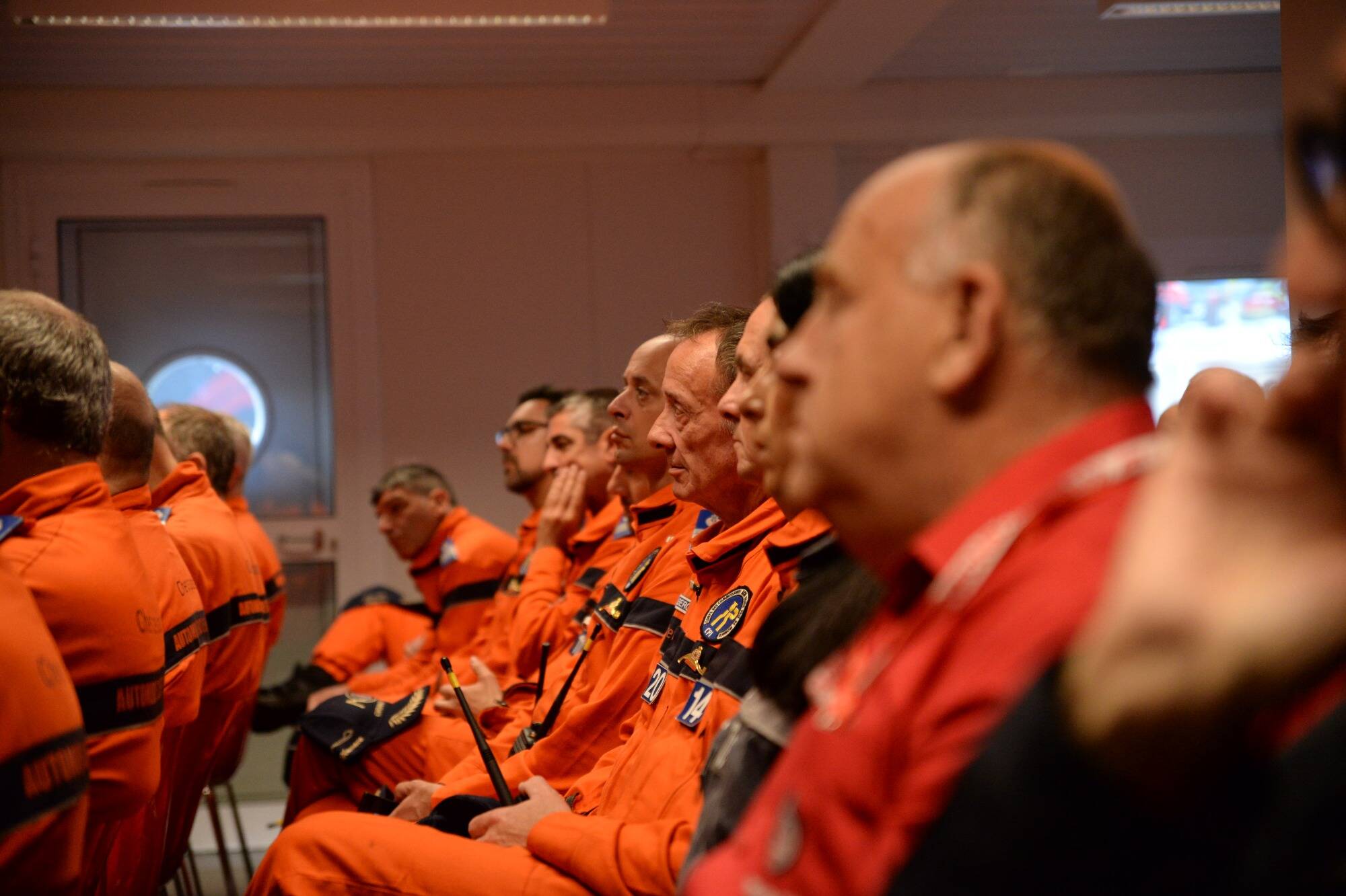 On vous emmène au coeur du briefing matinal des commissaires du 81e Grand Prix de Monaco