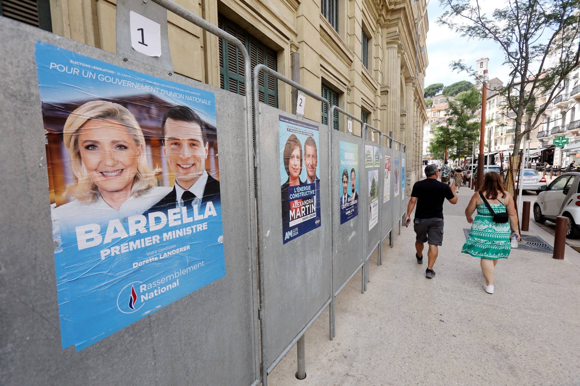 Elections législatives: une carte interactive répertorie les candidats RN ayant tenu des propos racistes, homophobes, négationnistes ou complotistes