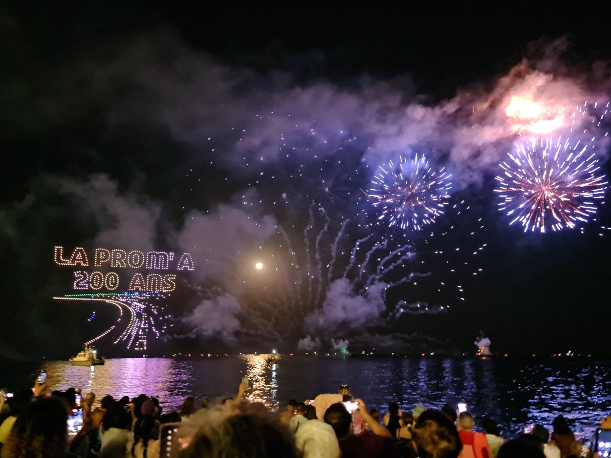 Suivez en vidéo et en direct l'immense show avec 2.025 drones qui ouvre le Sommet de l'Océan Unoc à Nice