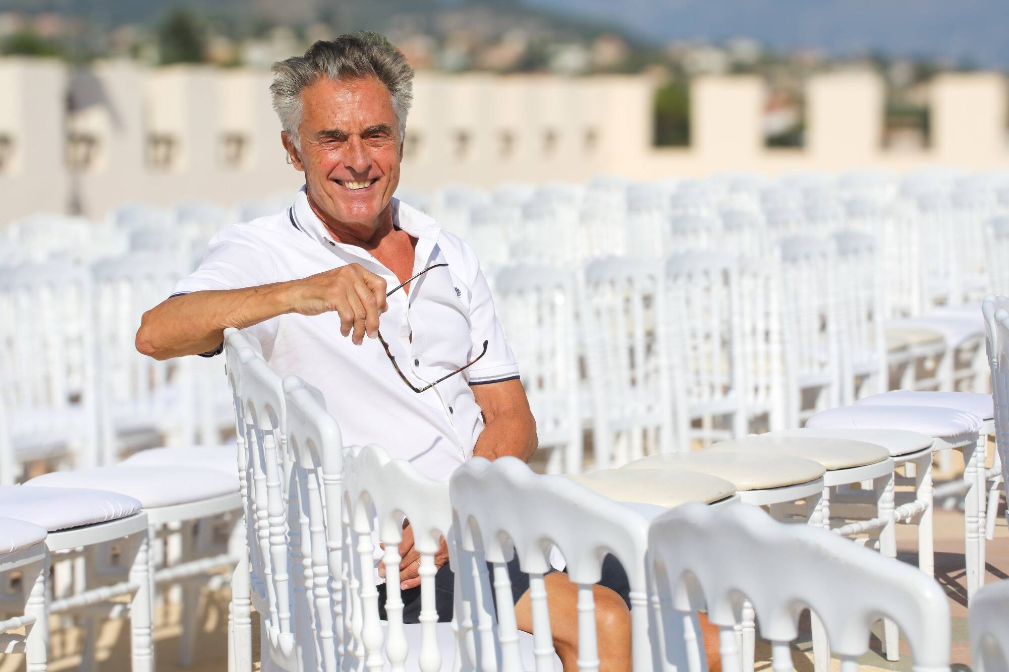 "Je suis prêt à tout lâcher si on m'appelle": Gérard Holtz candidat à la tête du comité d'organisation des JO 2030