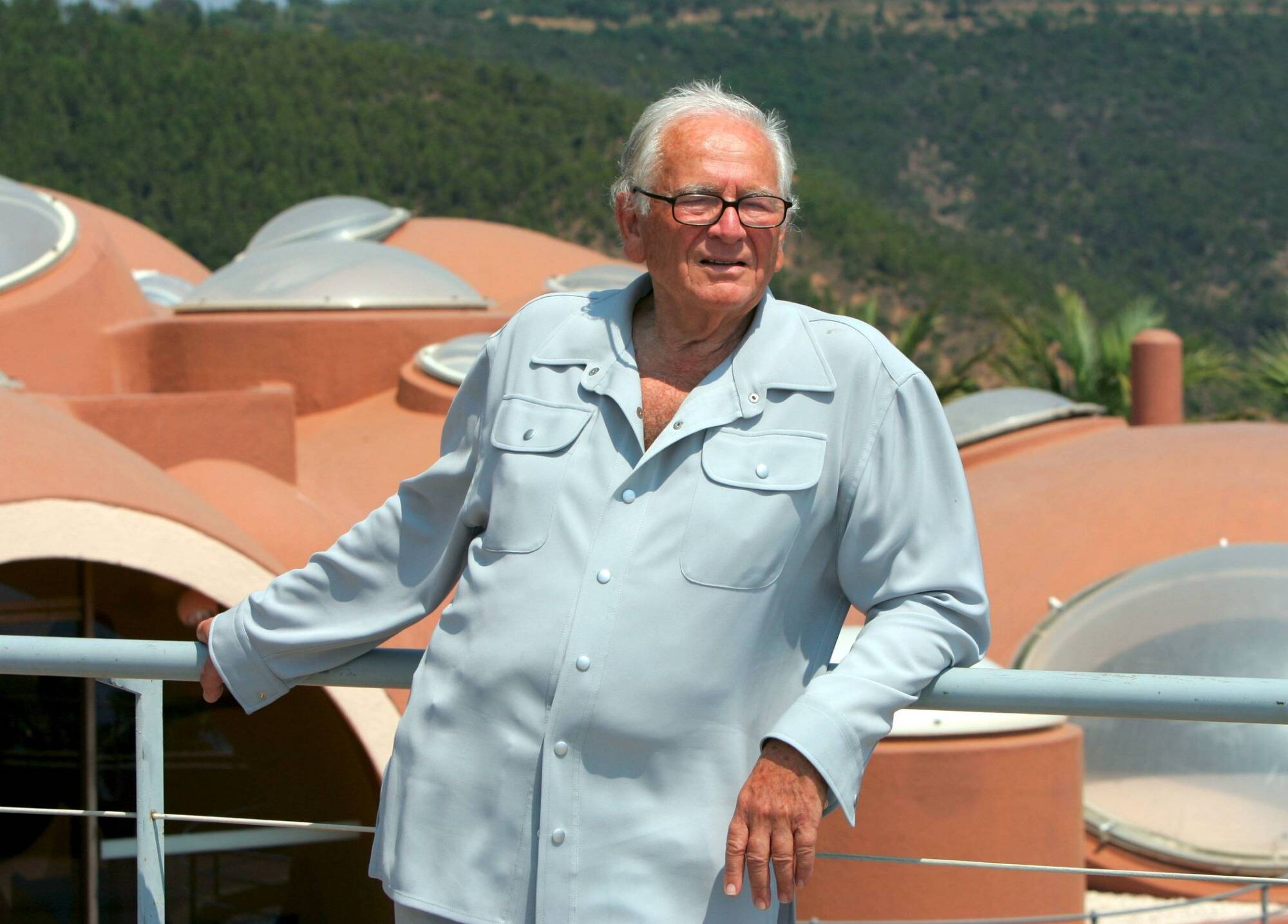 Le couturier français Pierre Cardin est mort à l'âge de 98 ans