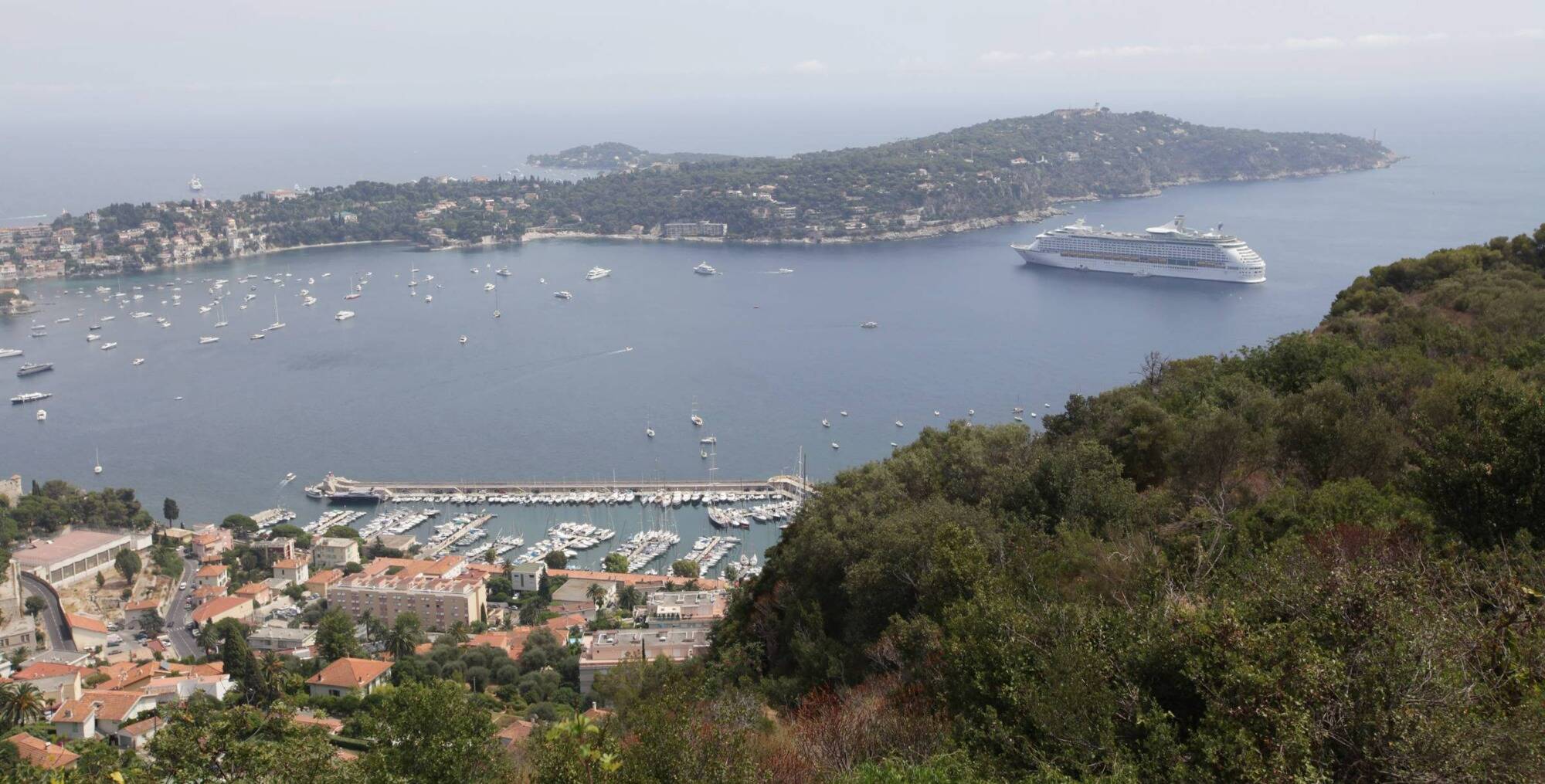 Christian Estrosi annonce qu'il va signer son arrêté "anti bateaux de croisière" ce vendredi