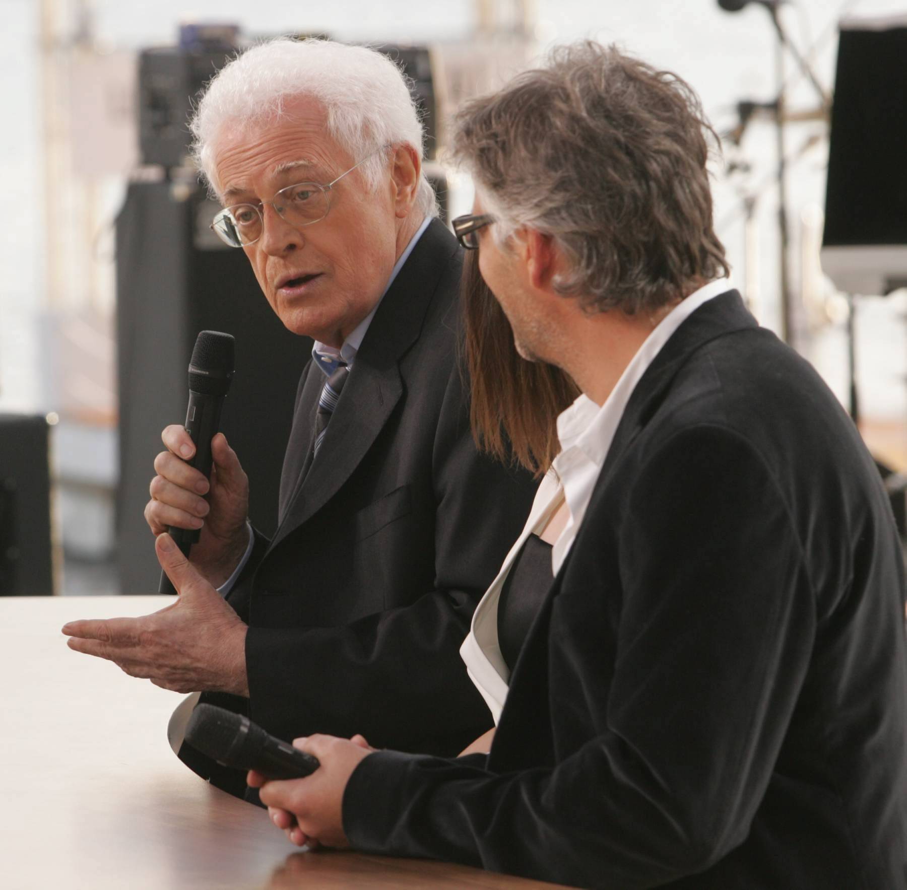 Election présidentielle: Lionel Jospin "écartera Marine Le Pen et votera Emmanuel Macron" au second tour
