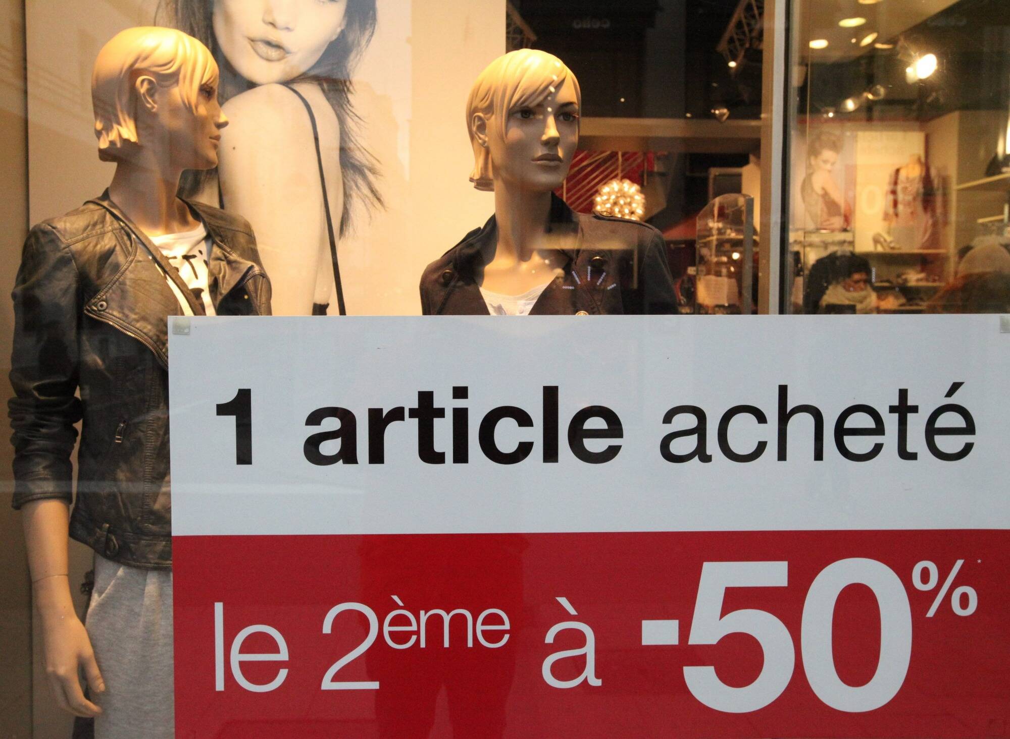 Pimkie annonce la fermeture de 64 magasins et la suppression de 257 postes d'ici 2027