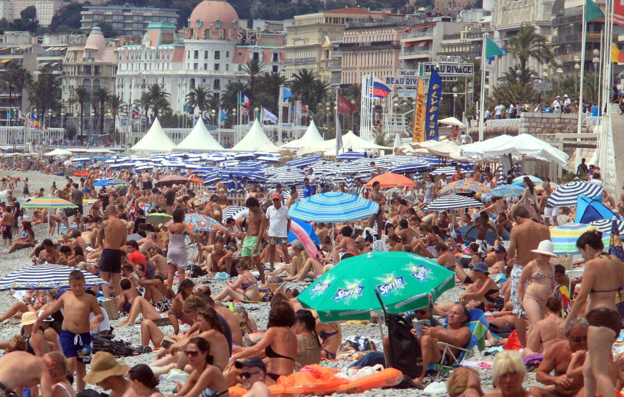 Nice, Cannes, Antibes... Découvrez quelles villes de la Côte d'Azur sont menacées par le surtourisme
