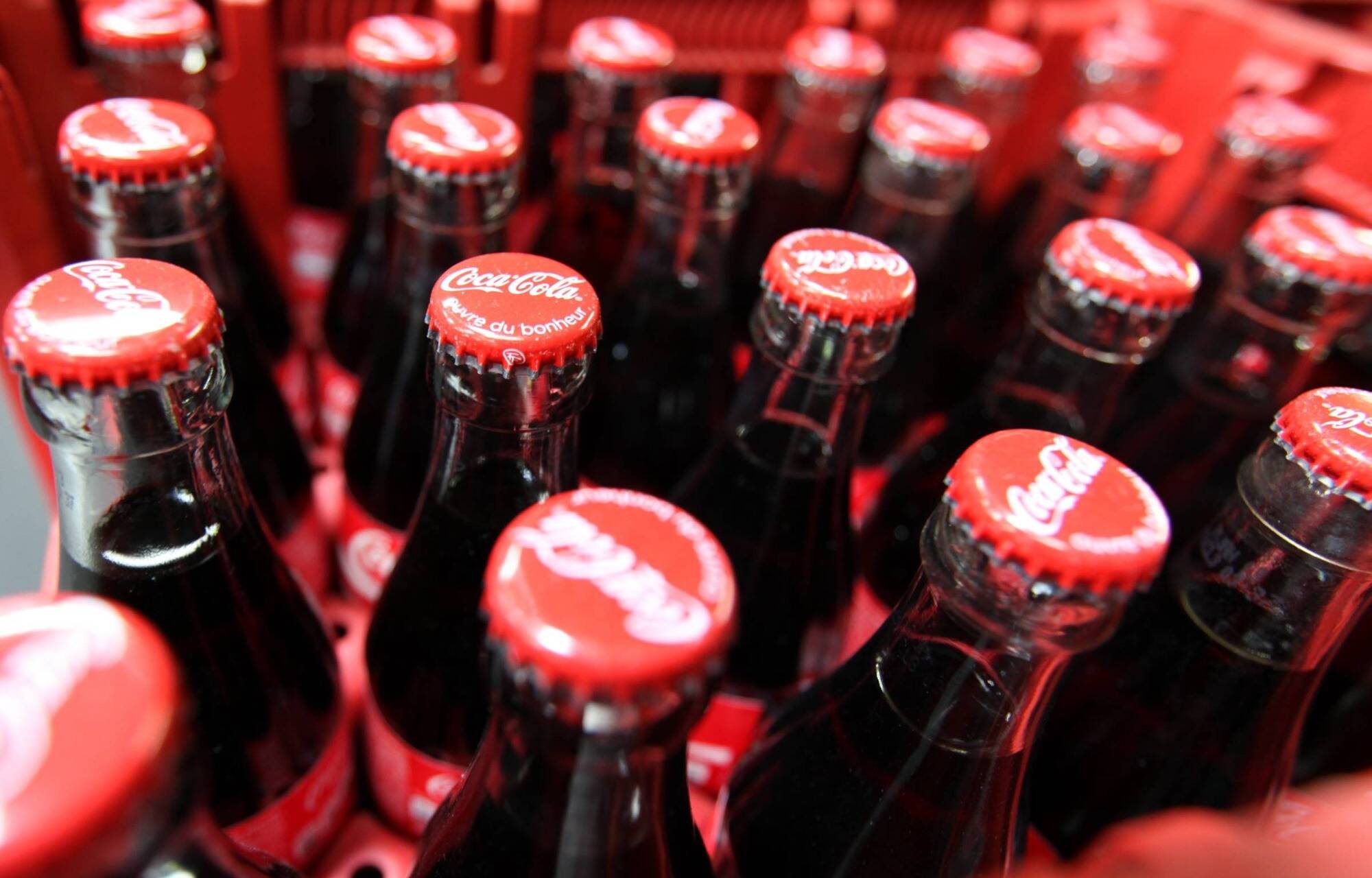 Une mère condamnée pour avoir nourri sa fille avec des biberons de soda aux États-Unis