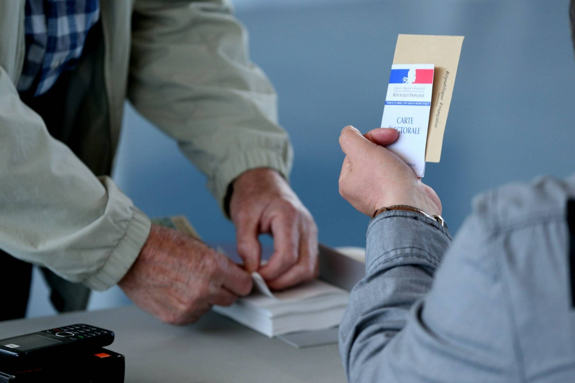 Listes électorales: un Français sur 6 inscrit ailleurs que dans sa commune en 2022 (Insee)