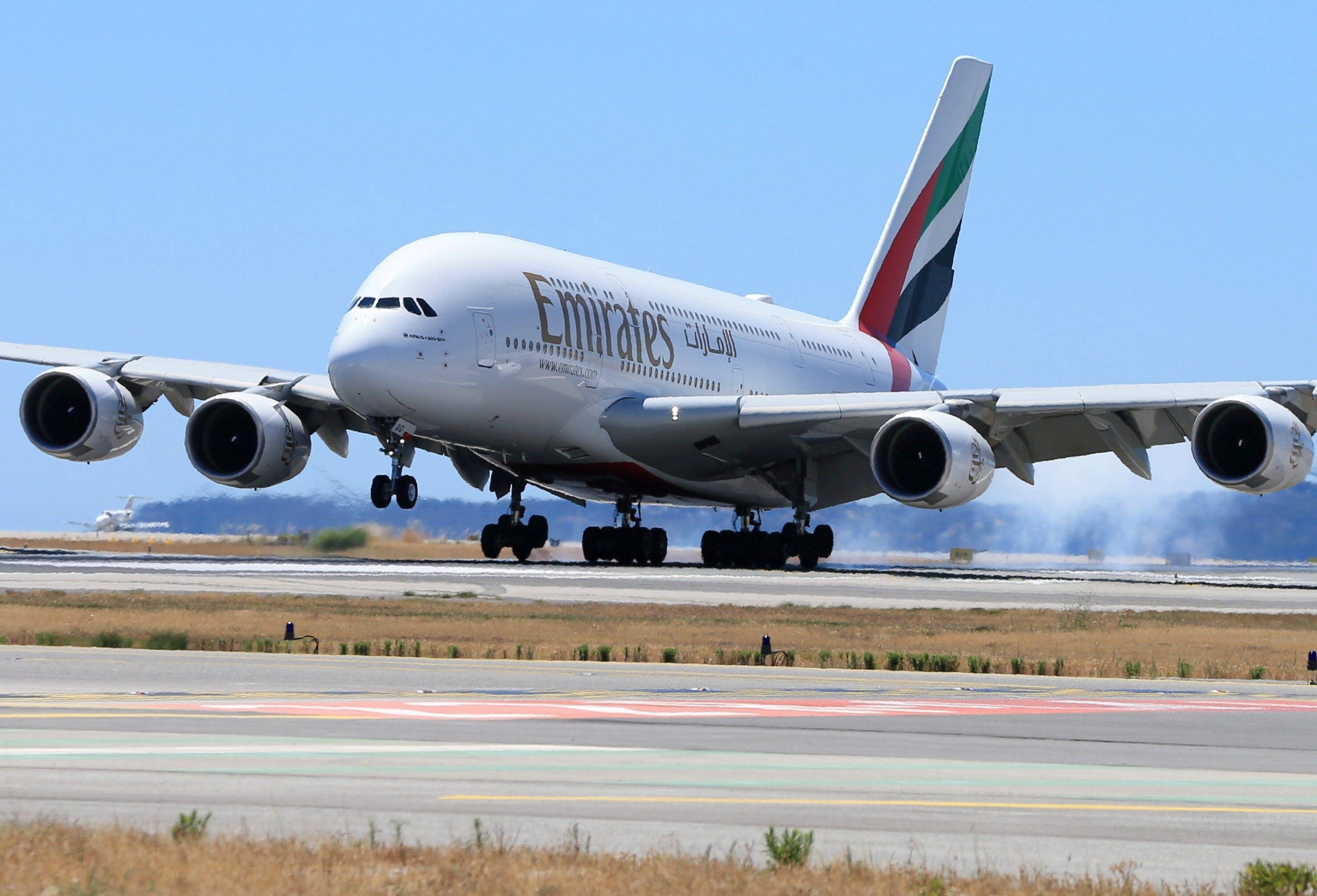 Guerre Iran-Israël: les compagnies aériennes réduisent leur desserte du Moyen-Orient, voici ce qu'il faut savoir