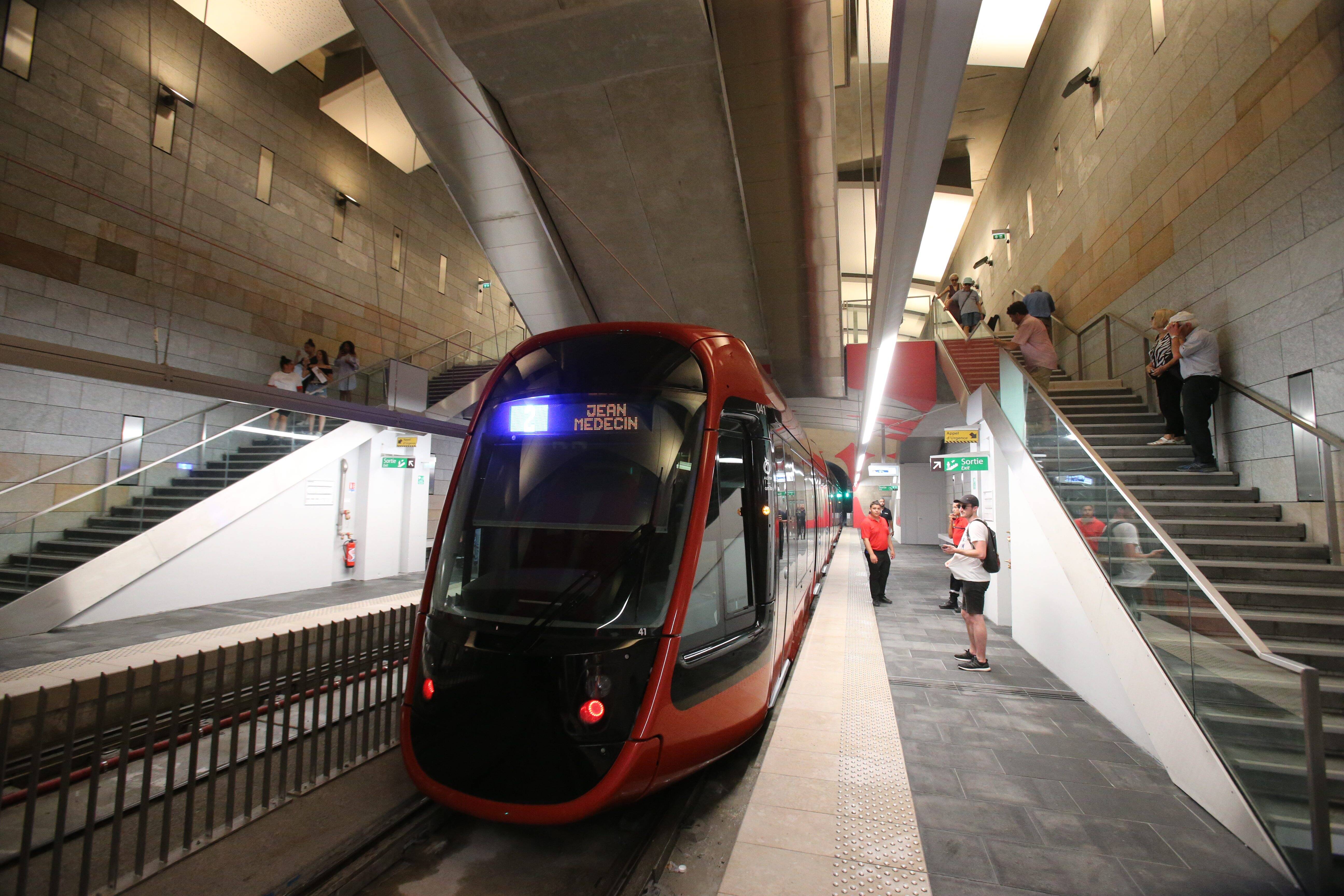 Pourquoi une partie de la ligne 2 du tramway de Nice a été coupée en urgence ce mardi soir