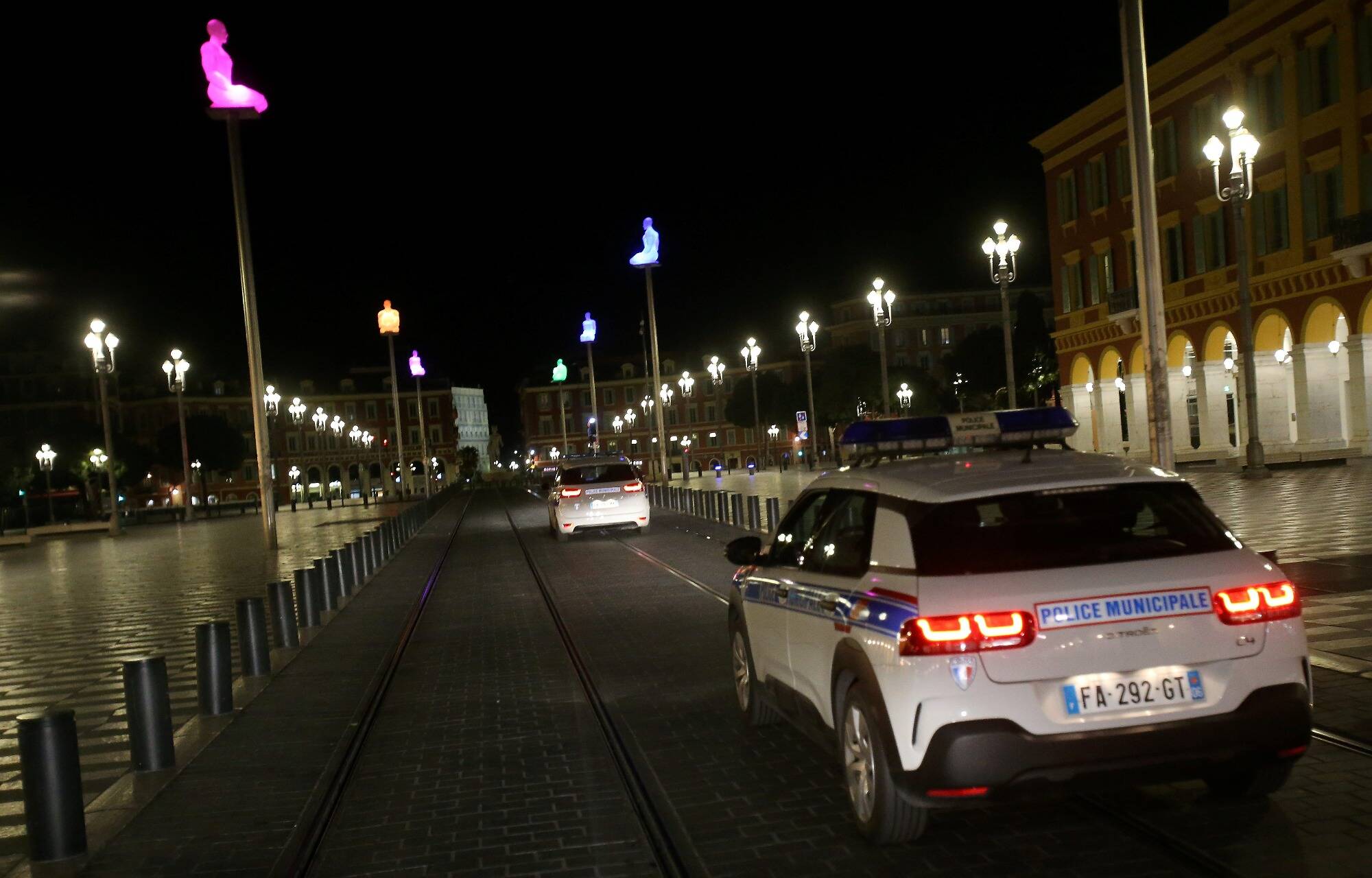 Christian Estrosi annonce un couvre-feu pour les moins de 13 ans à Nice dès la semaine prochaine et pour tout l'été