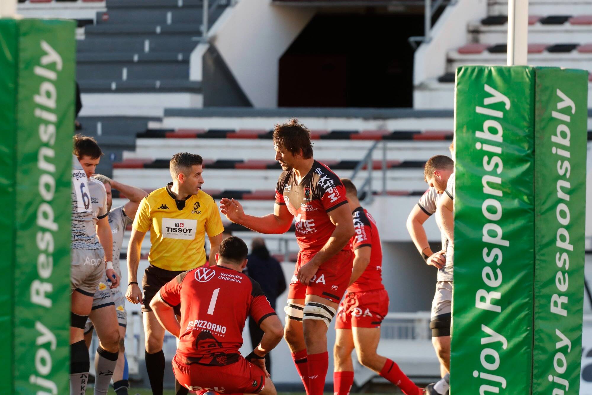 Coupes d'Europe de rugby stoppées jusqu'en février: Toulon pourrait jouer son match en retard au Racing 92 ce week-end