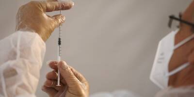 Nombre de personnes vaccinées, stocks disponibles... Le point sur la vaccination contre la Covid-19 en France, dans les Alpes-Maritimes et le Var