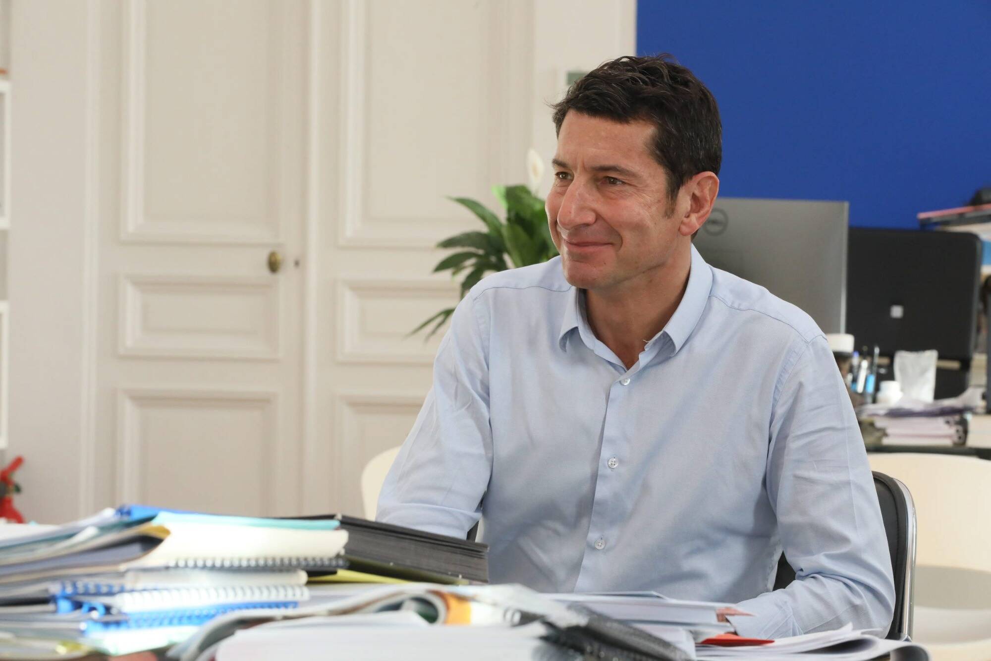 Régionales en Paca: "David Lisnard serait un excellent candidat" pour LR selon Bruno Retailleau