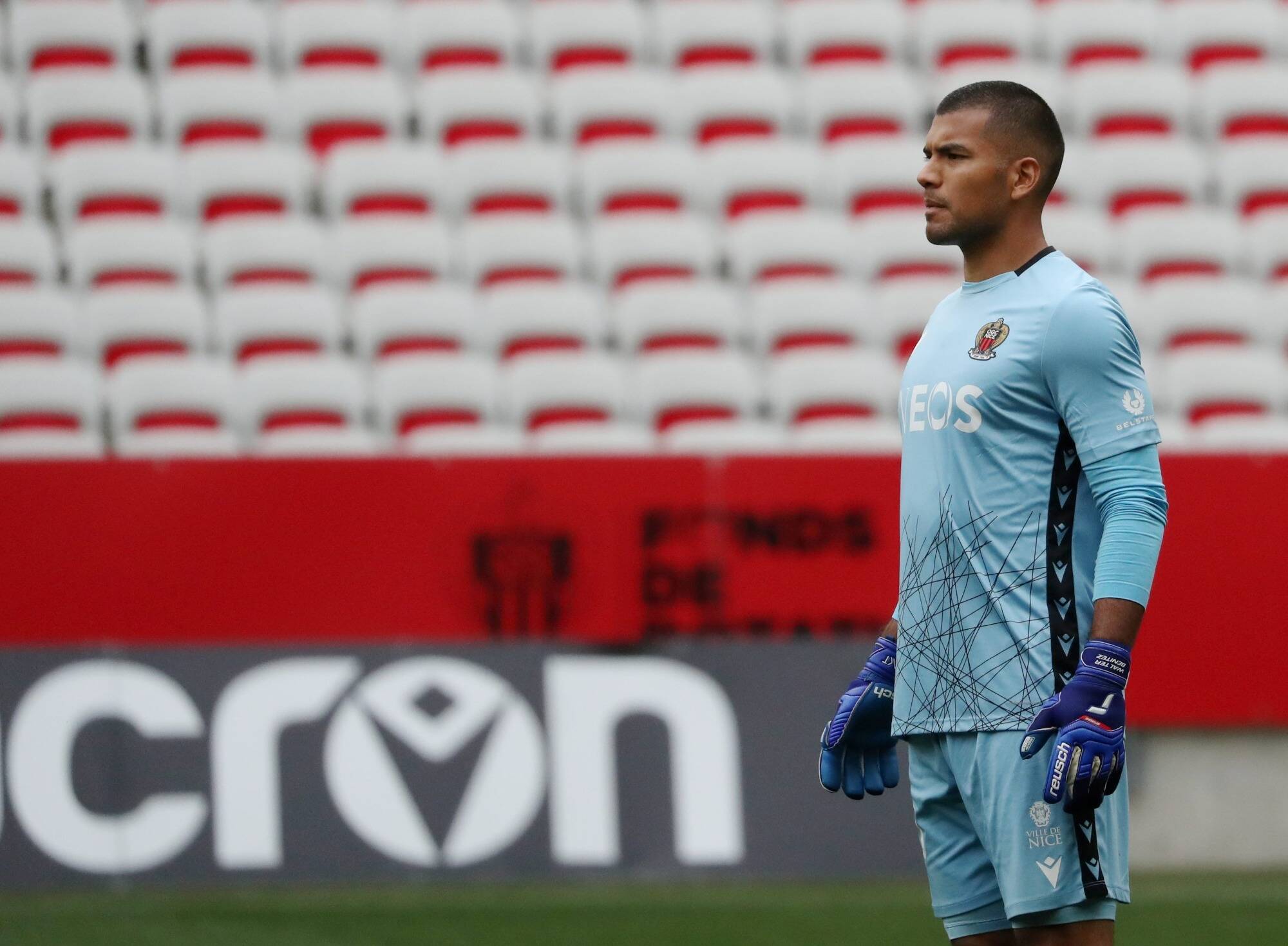 "Bien finir pour le coach": les objectifs de Walter Benitez avant le dernier match de l'OGC Nice