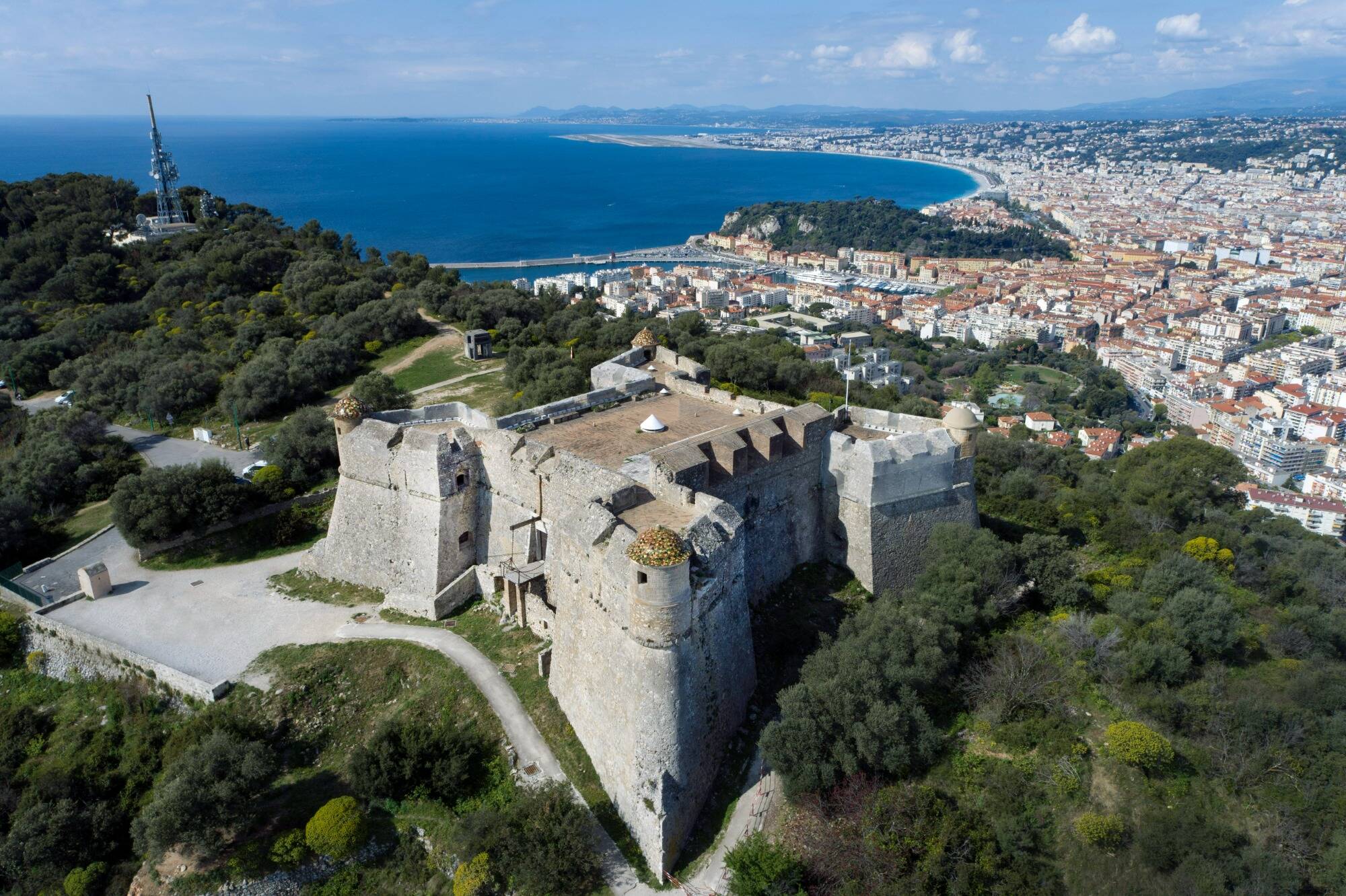Encore une journée bien ensoleillée sur la Côte d'Azur ce dimanche, la barre des 20°C encore dépassée