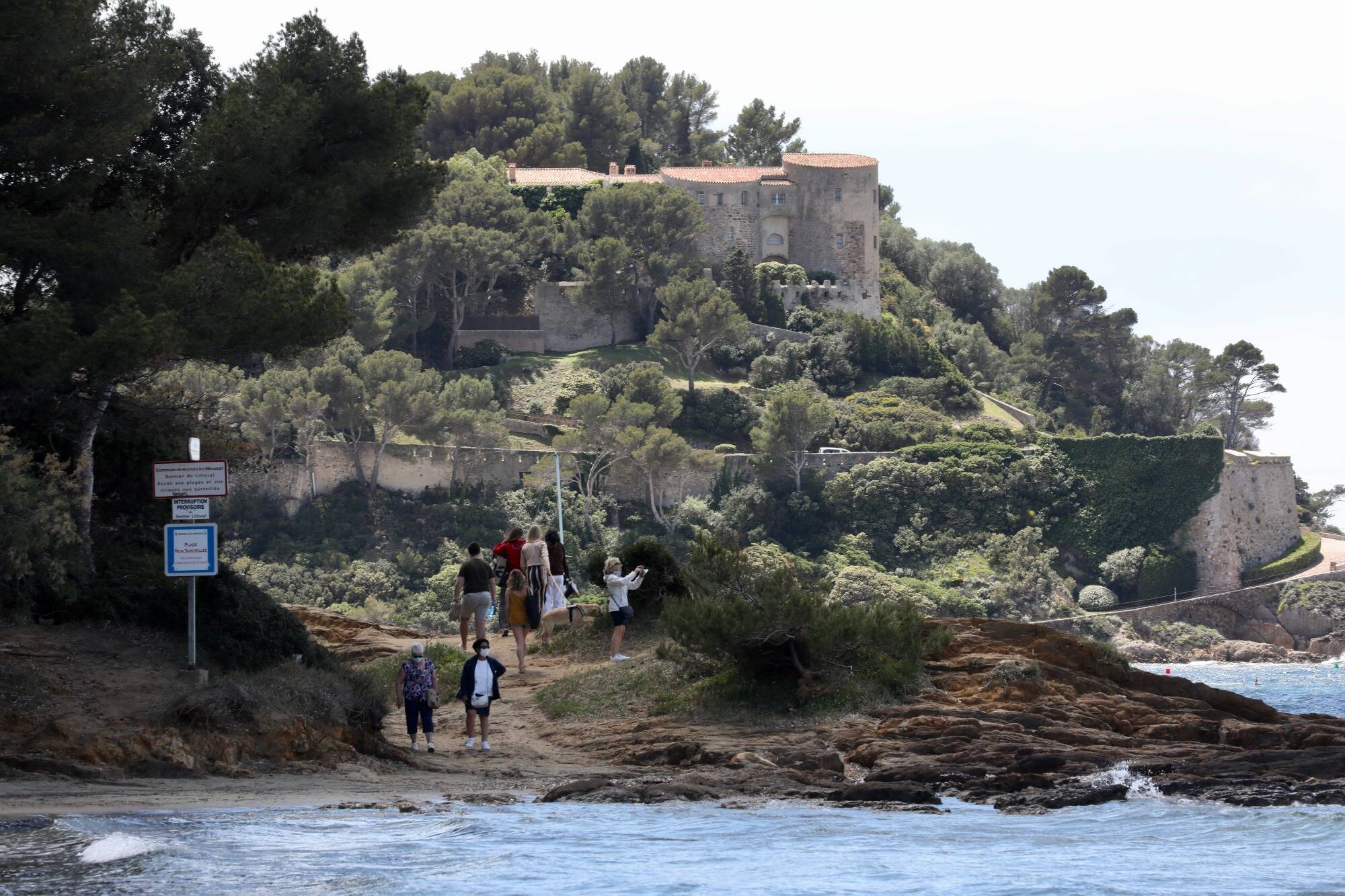 Que va faire Emmanuel Macron pendant ses vacances au fort de Brégançon dans le Var?