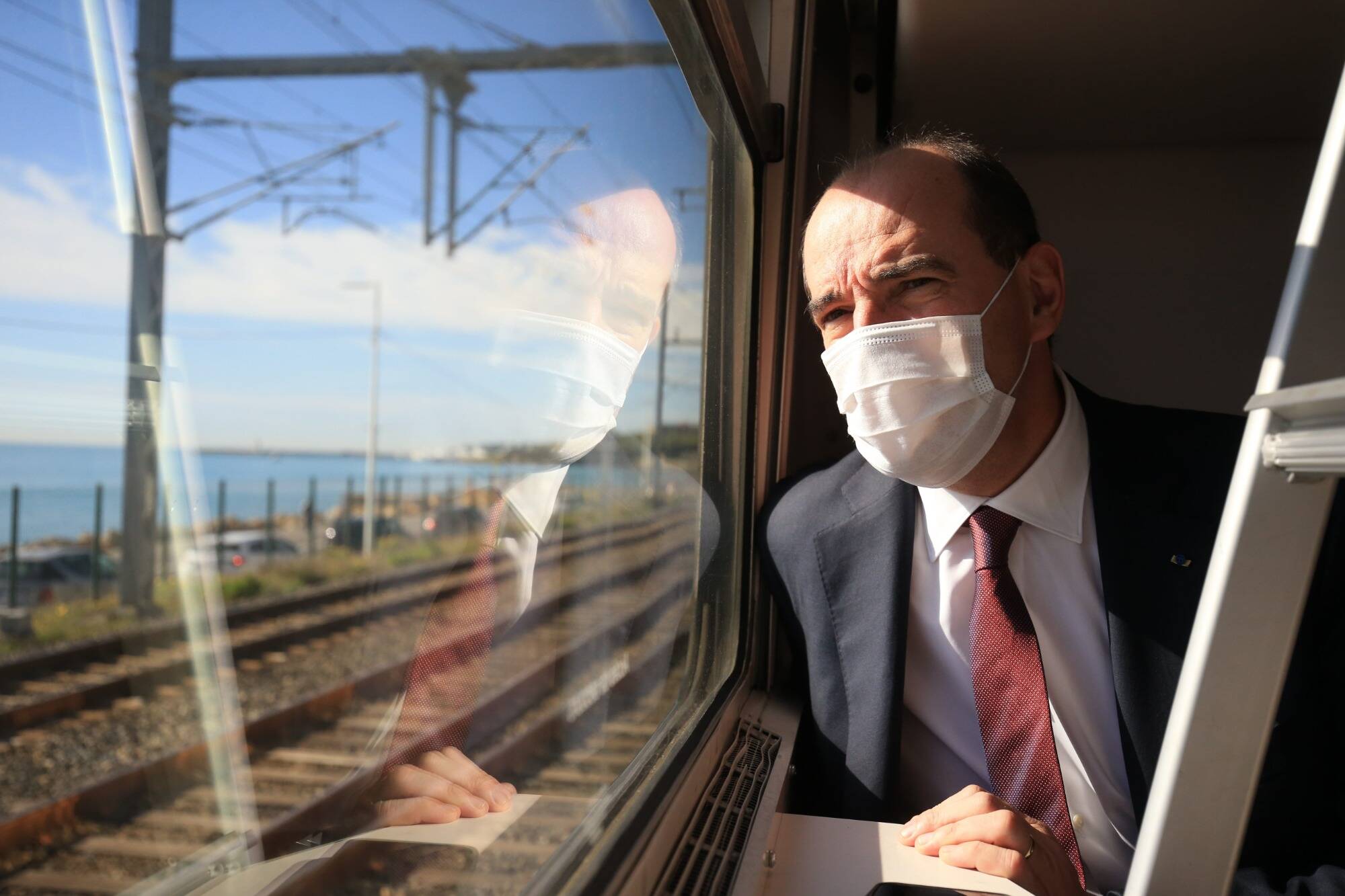 Jean Castex est-il vraiment rentré à Paris en Falcon après son arrivée en train de nuit à Nice?