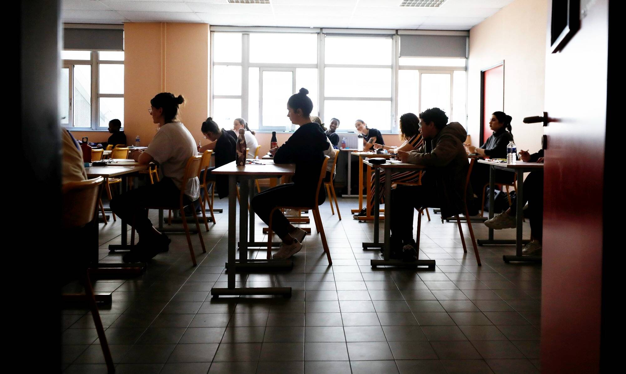 Il lance une pétition pour supprimer les cours l'après-midi, elle recueille près de 200.000 signatures