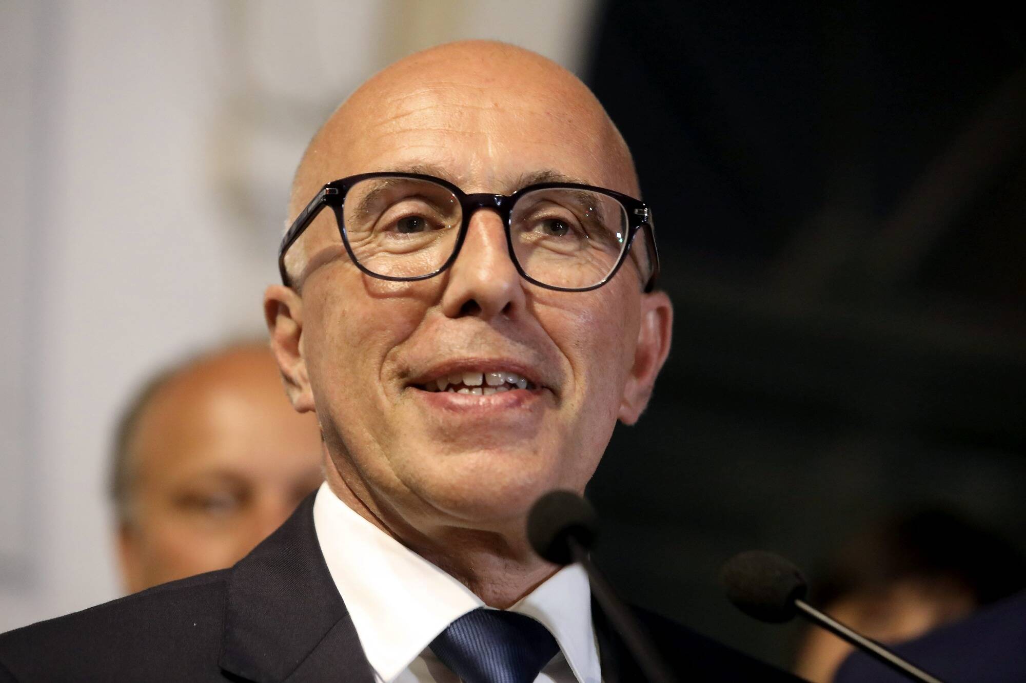 Eric Ciotti appelle LR à quitter la "coalition des postes" avec les macronistes et les encourage à rejoindre l'UDR