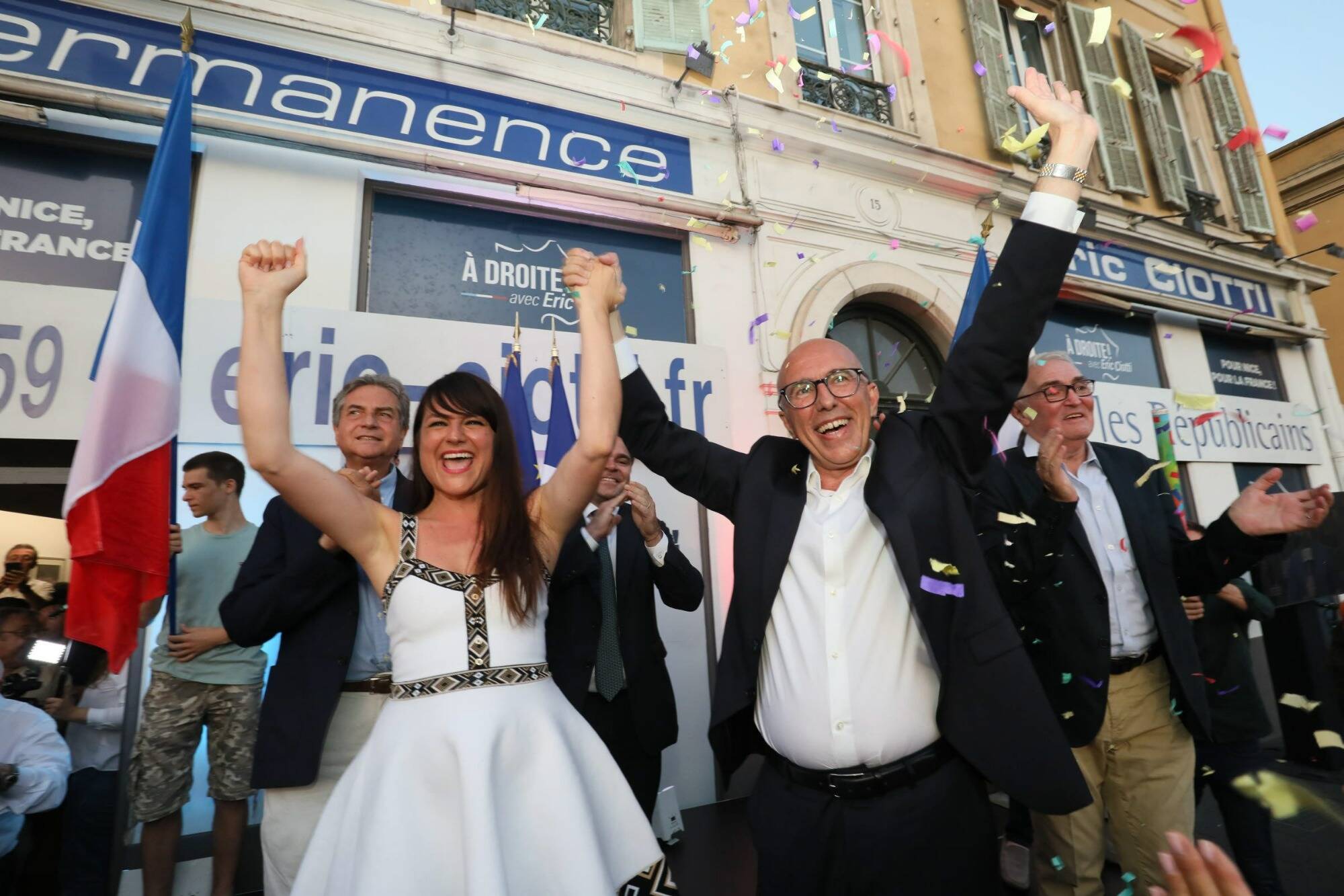 "Mon village est entre les meilleures mains qui soient"... Elue députée, Christelle d'Intorni passe son écharpe de maire de Rimplas