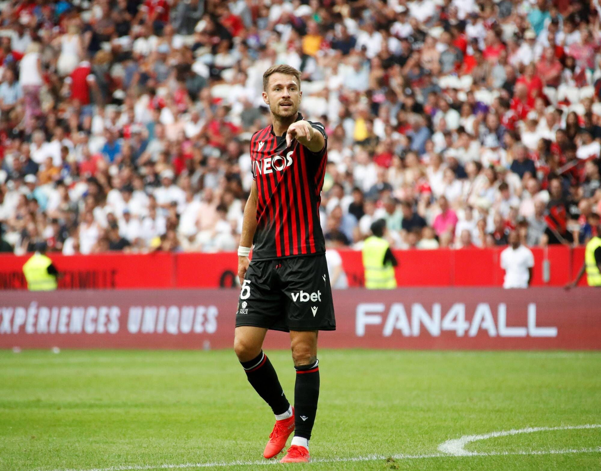 Mauvaise nouvelle pour l'OGC Nice et Aaron Ramsey à la veille du premier match de Coupe d'Europe