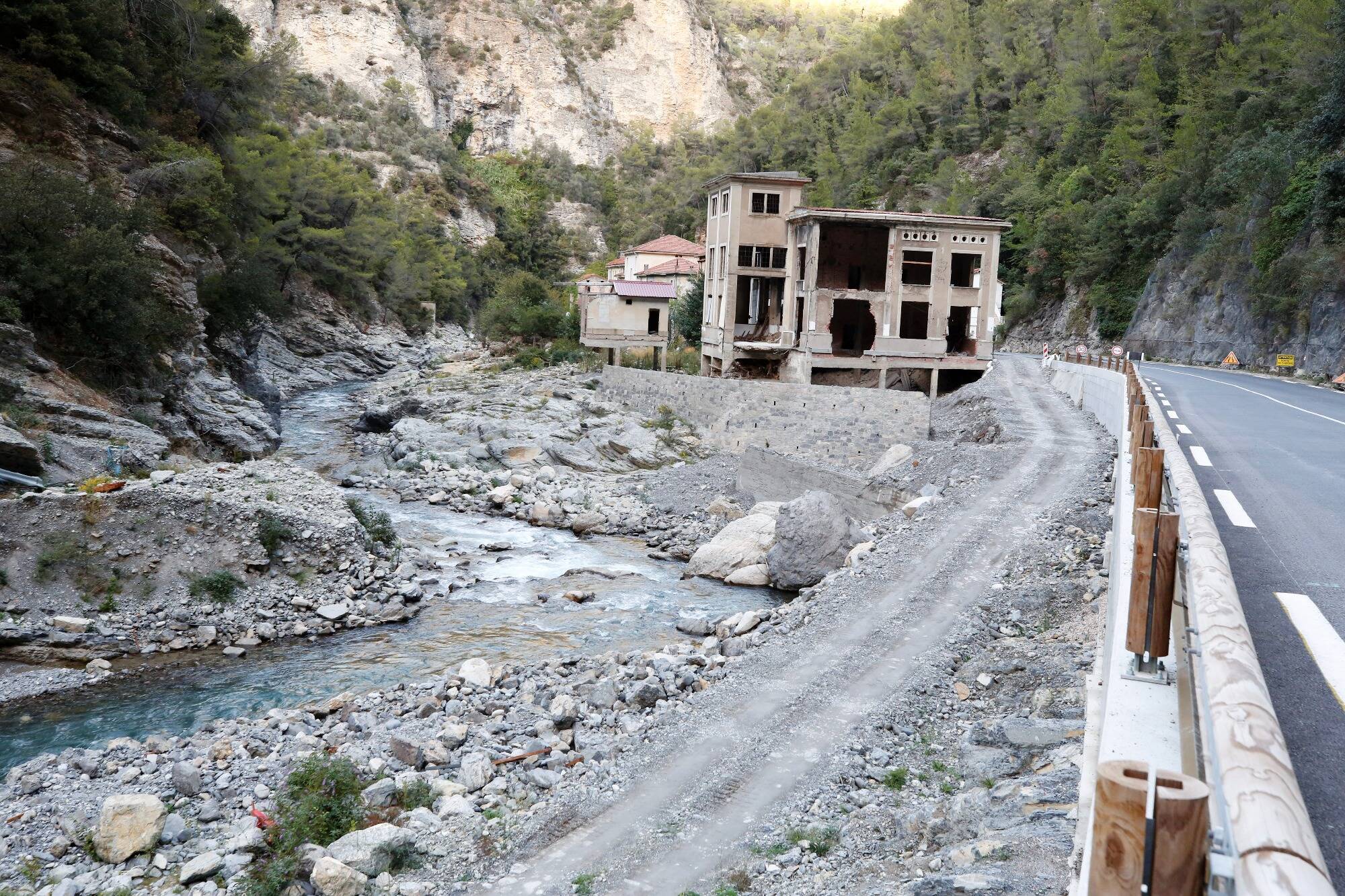 Tempête Alex: l'assureur historique de Breil-sur-Roya explique pourquoi il ne veut plus assurer la commune