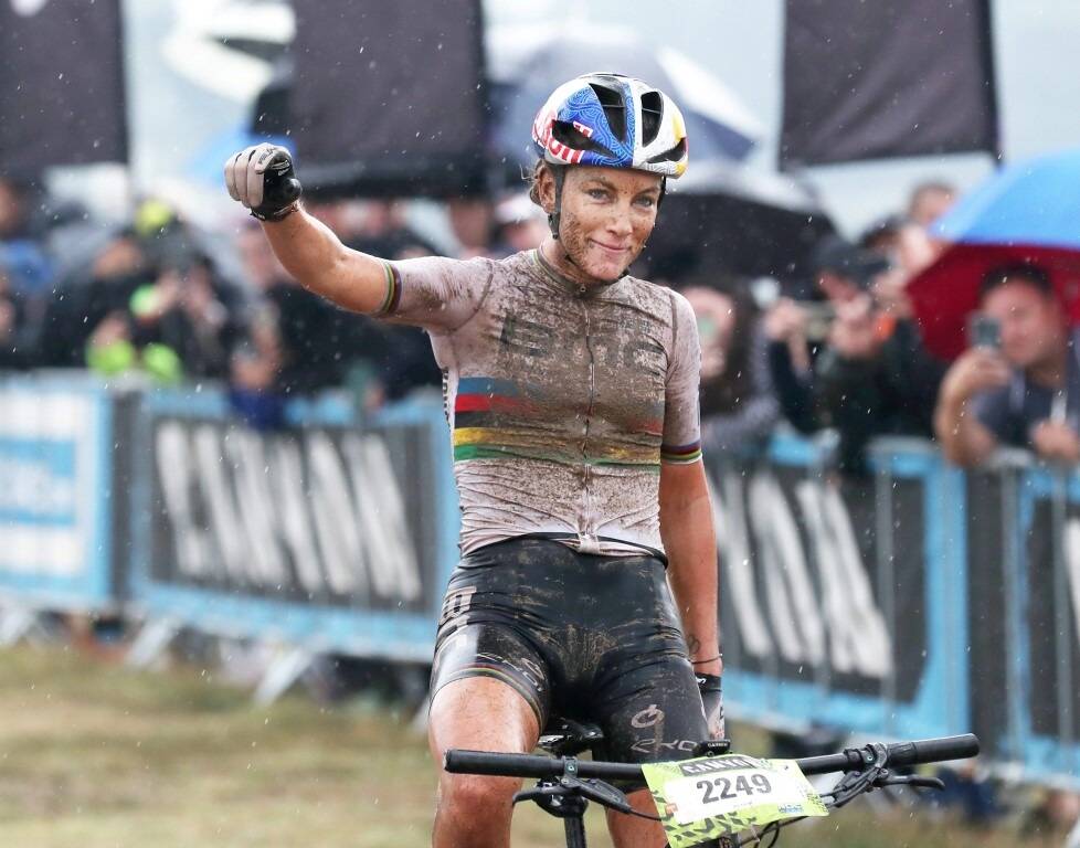 Pauline Ferrand-Prévot conserve son titre mondial de VTT short-track à Glasgow