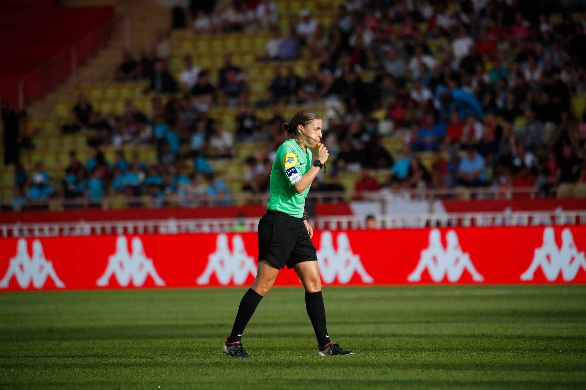Mondial: la Française Stéphanie Frappart première femme à arbitrer en Coupe du monde masculine
