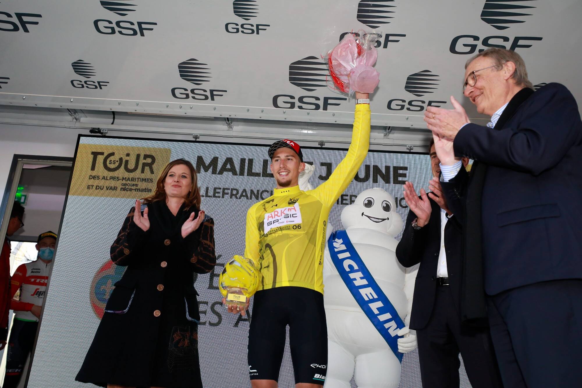 "Je me surprends'': Kévin Vauquelin partage son bonheur après sa victoire sur le Tour des Alpes-Maritimes et du Var