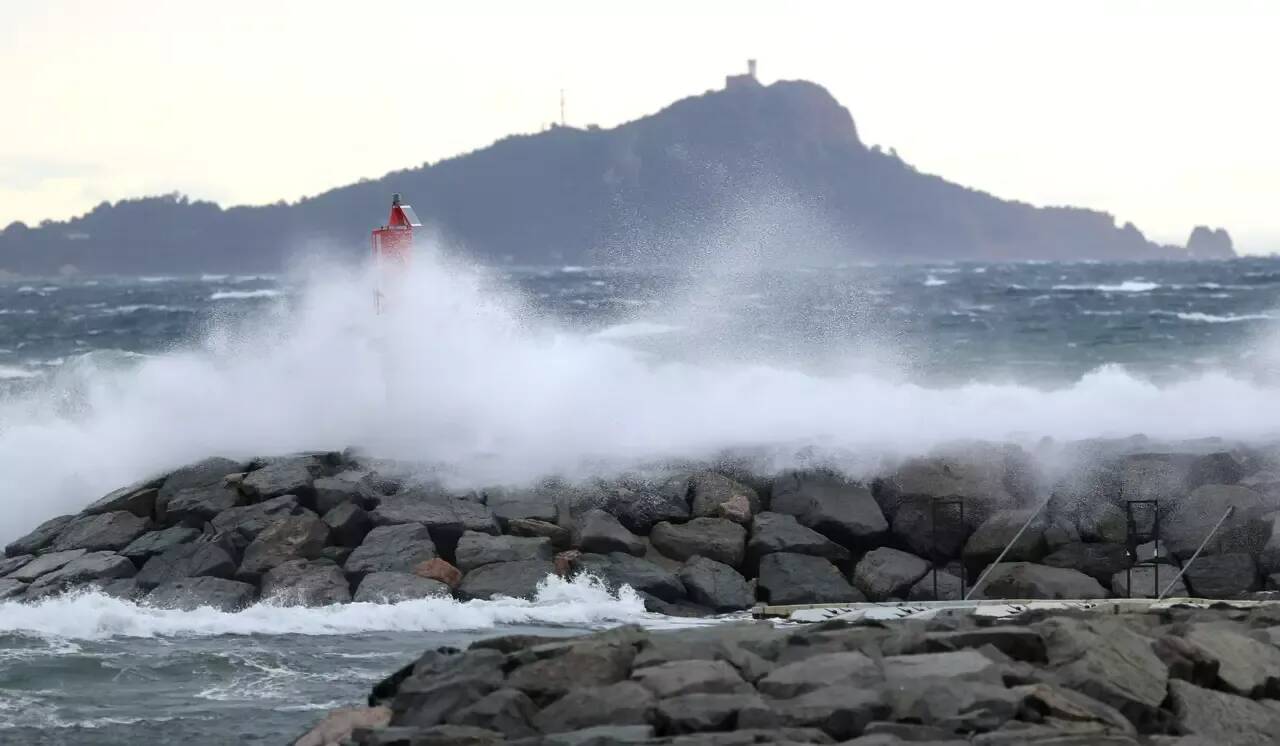 Des rafales à près de 70km/h attendues, les Alpes-Maritimes placées en vigilance jaune au vent mardi