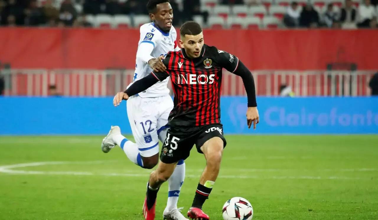 "Il est en train de montrer son vrai visage": l'OGC Nice fait le pari de Badredine Bouanani pour cette nouvelle saison
