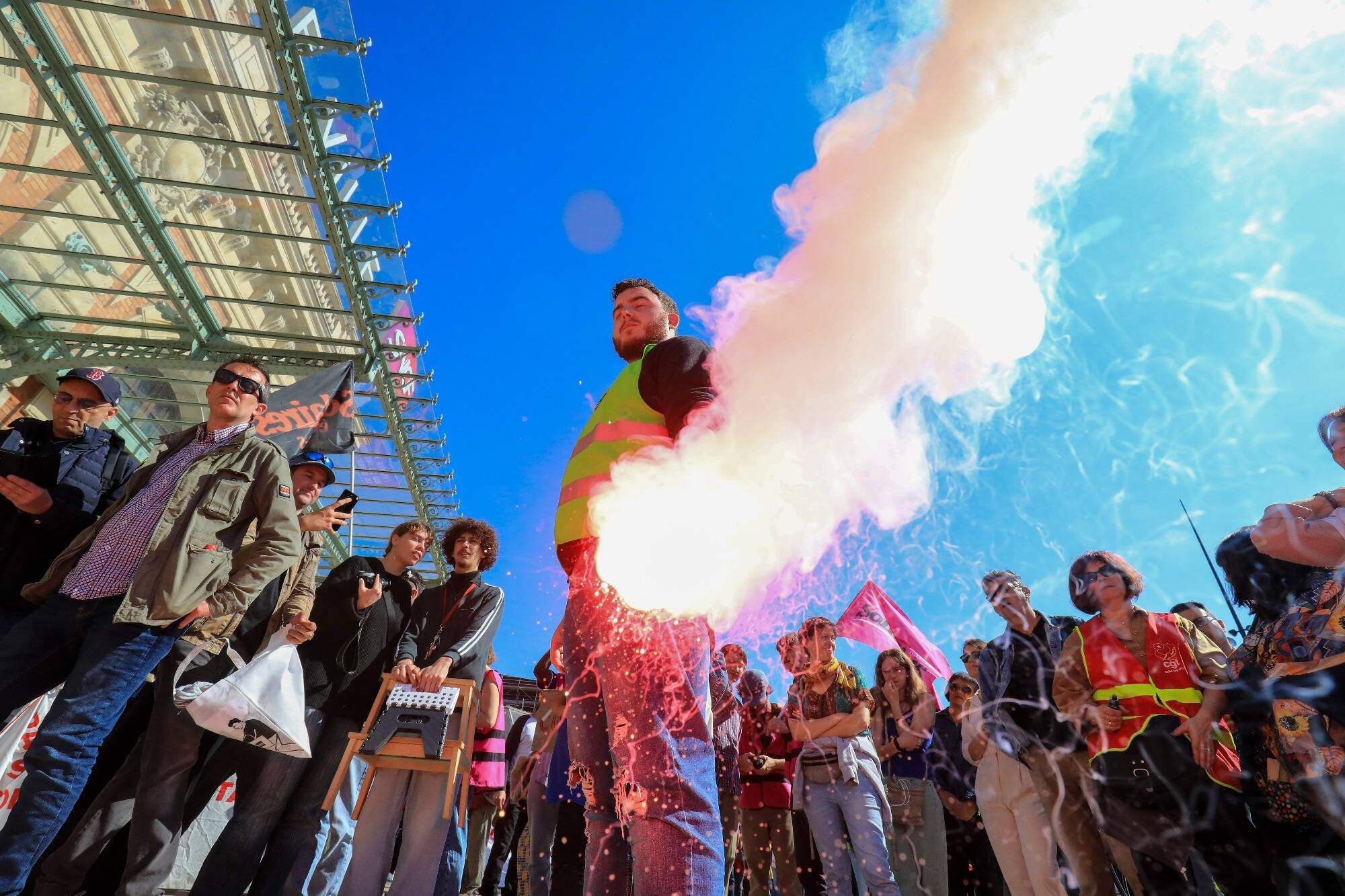 Retraites: des rassemblements prévus dans les Alpes-Maritimes et le Var ce mardi... suivez la dixième journée de mobilisation en direct
