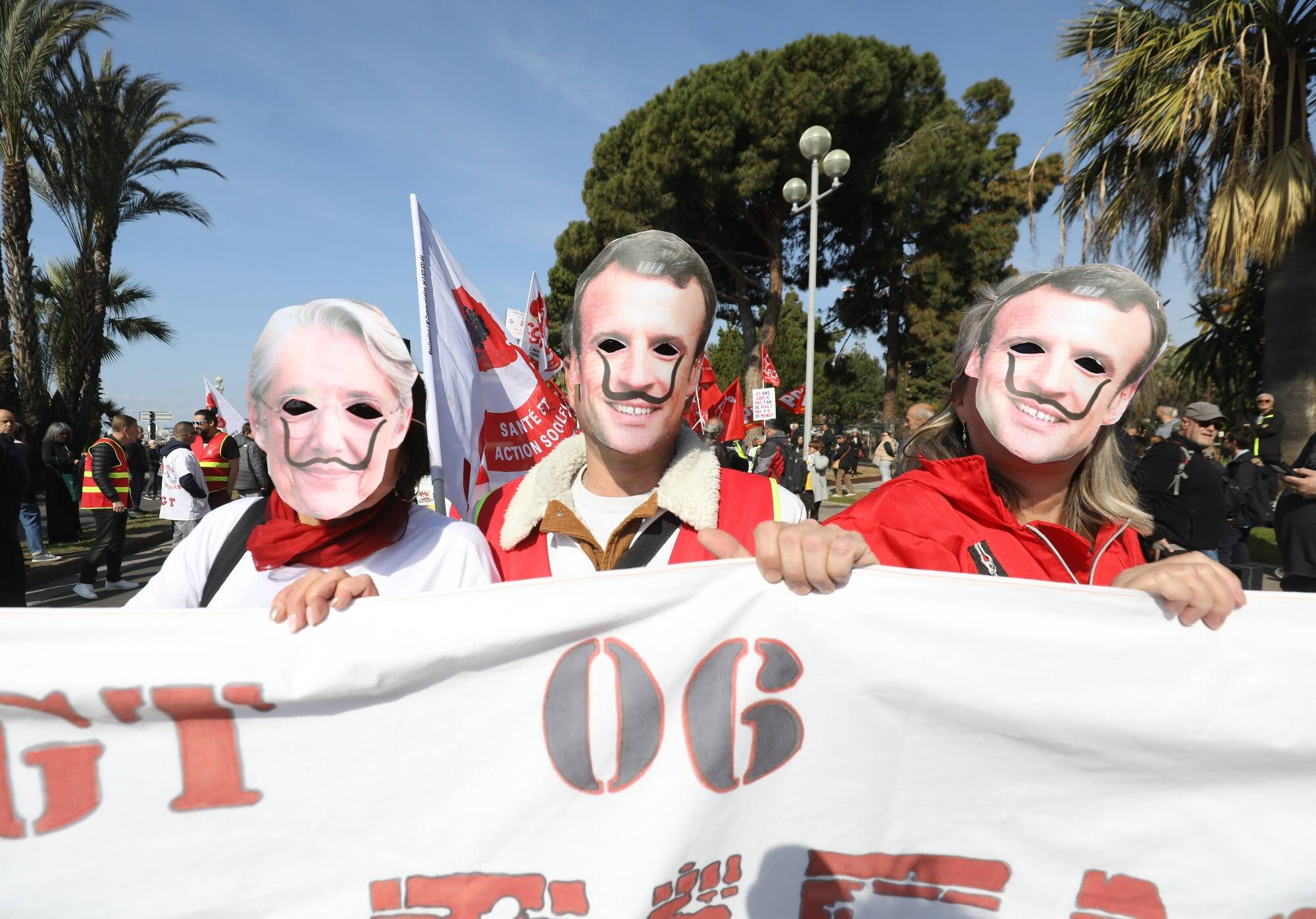 Réforme des retraites: une mobilisation en baisse de Toulon à Nice, les étudiants poursuivent le blocus à Carlone... Suivez notre direct